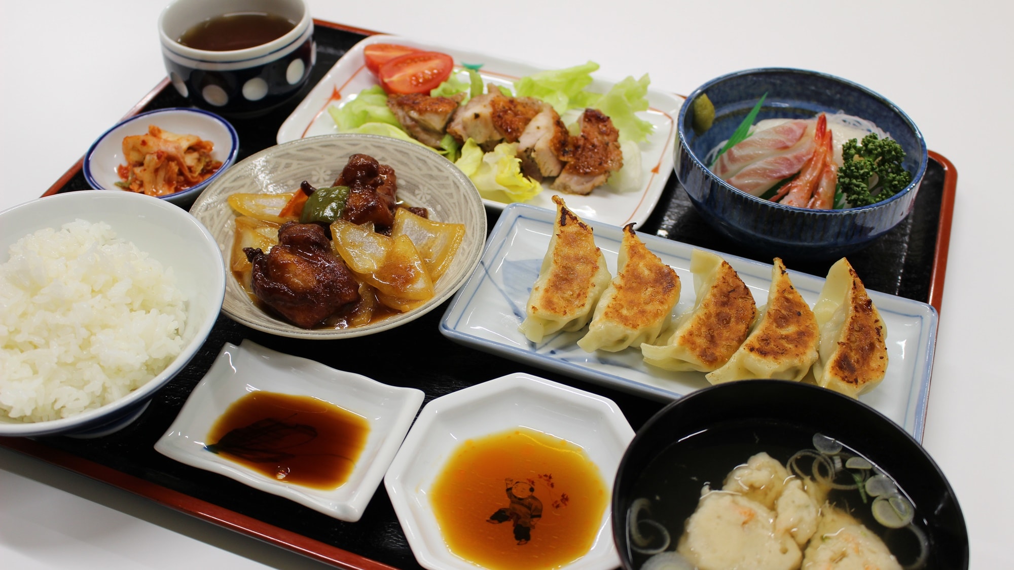* [Overall dinner example] I'm confident in my cooking skills since I used to work at a deli!