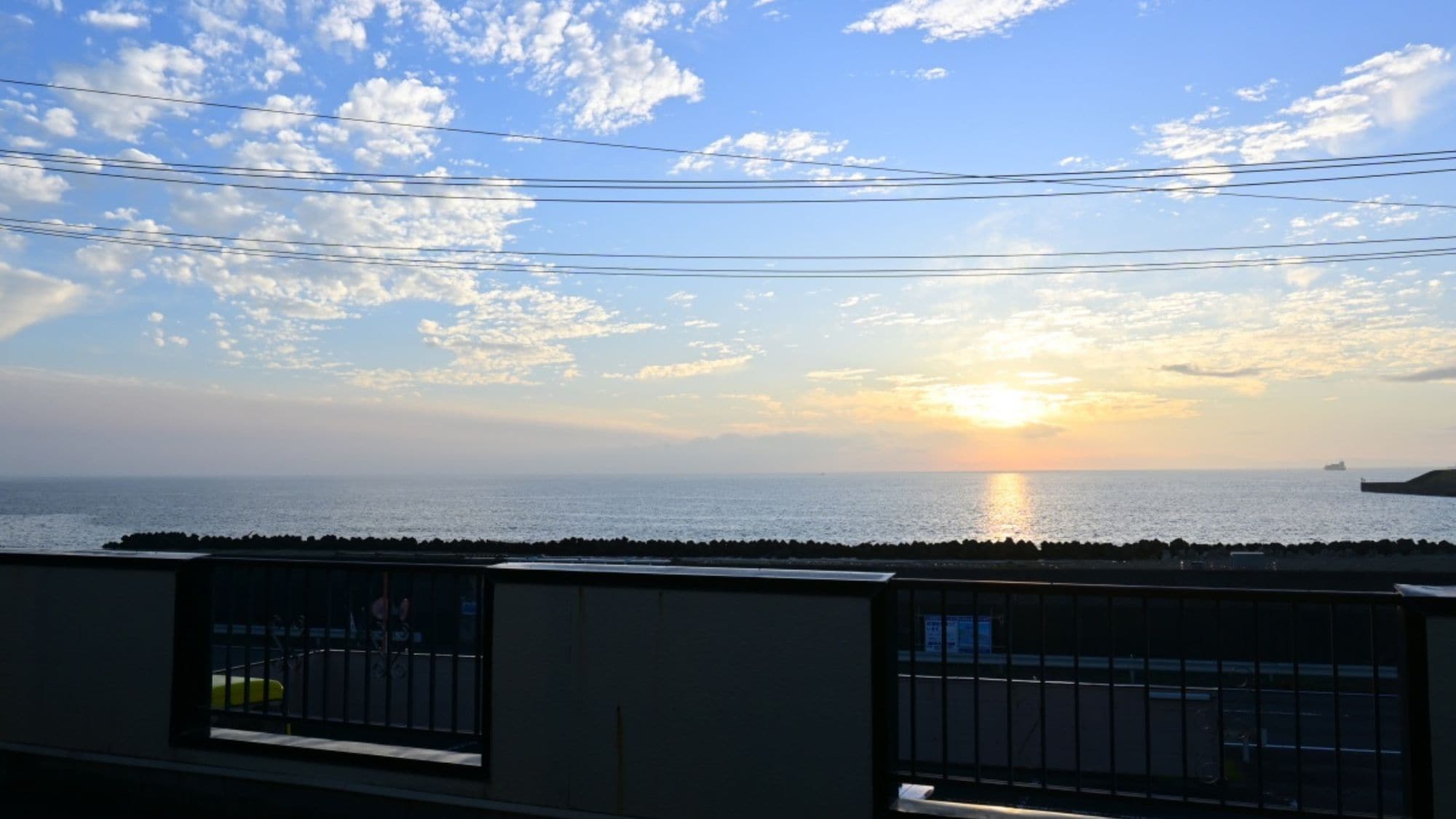 *[景观] 从共用阳台可以欣赏骏河湾的全景。