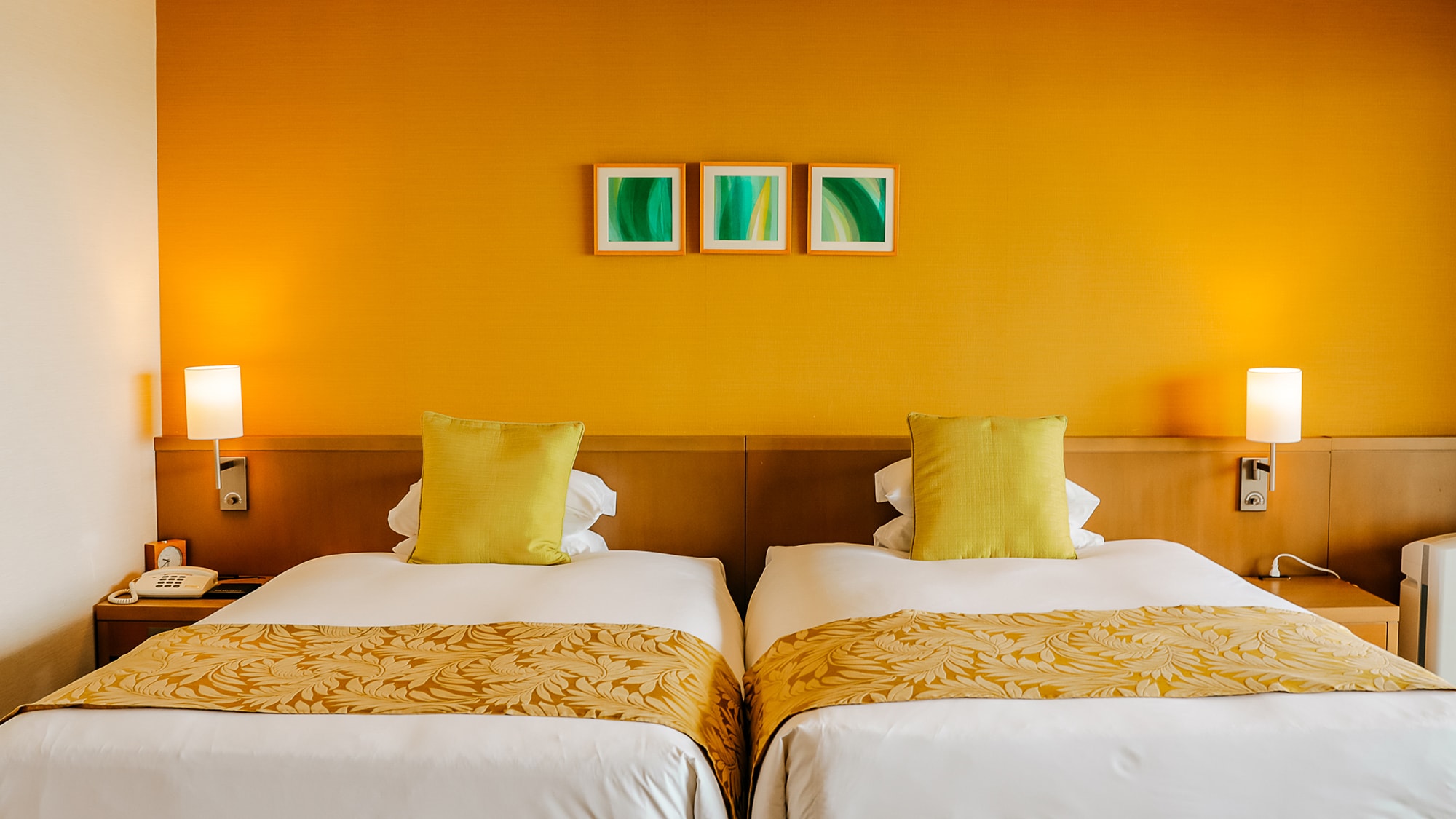 Non-smoking Superior Twin Room (Coral Wing)