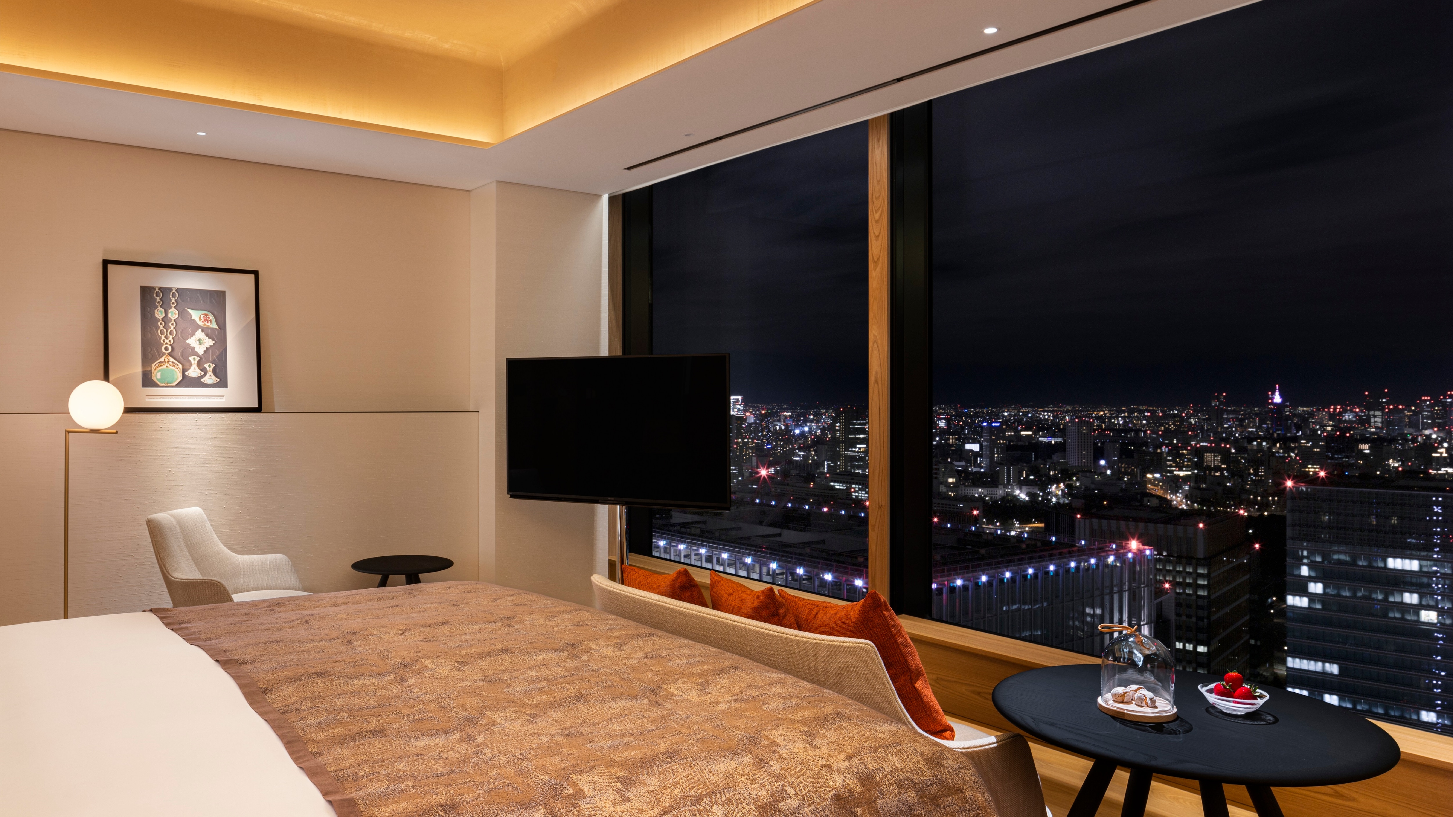 Deluxe King Skyline View