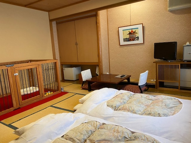 Japanese-style room (2-person room) where you can stay with pets, large dogs allowed