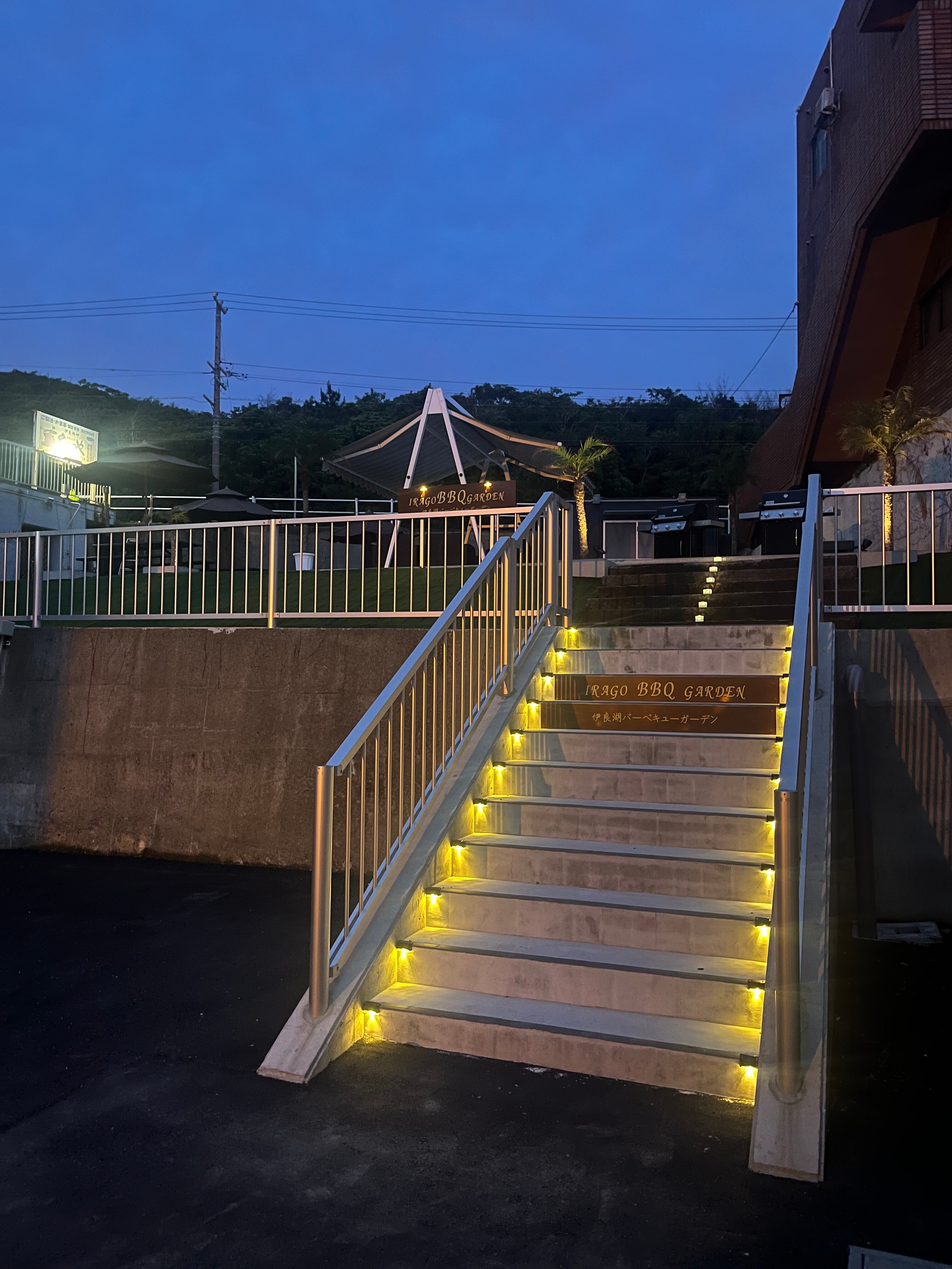 barbecue garden night view