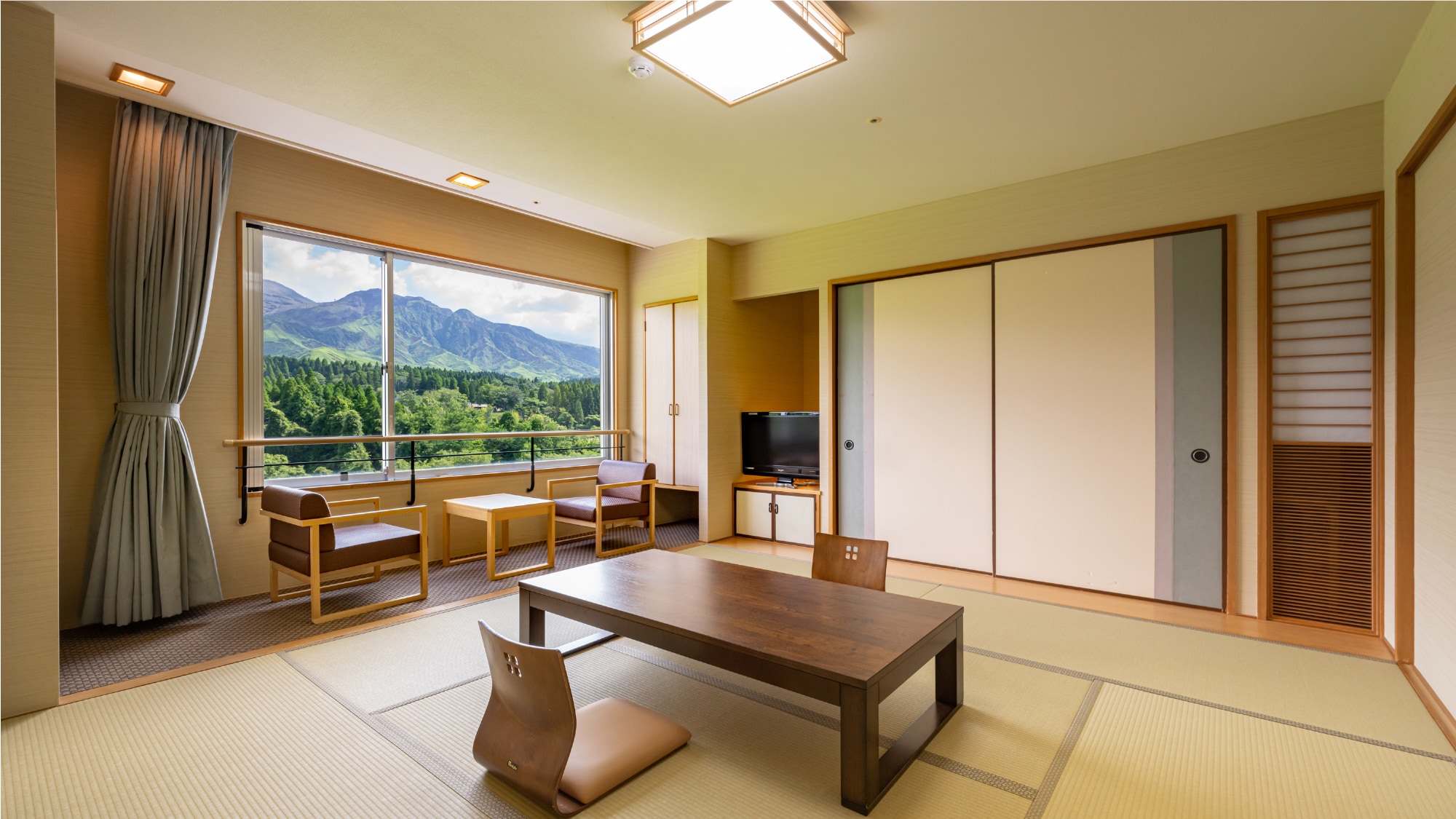 Japanese style room 8 tatami mats