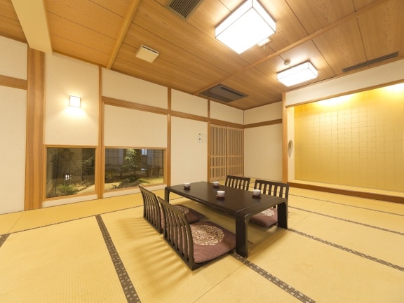 Japanese-style room