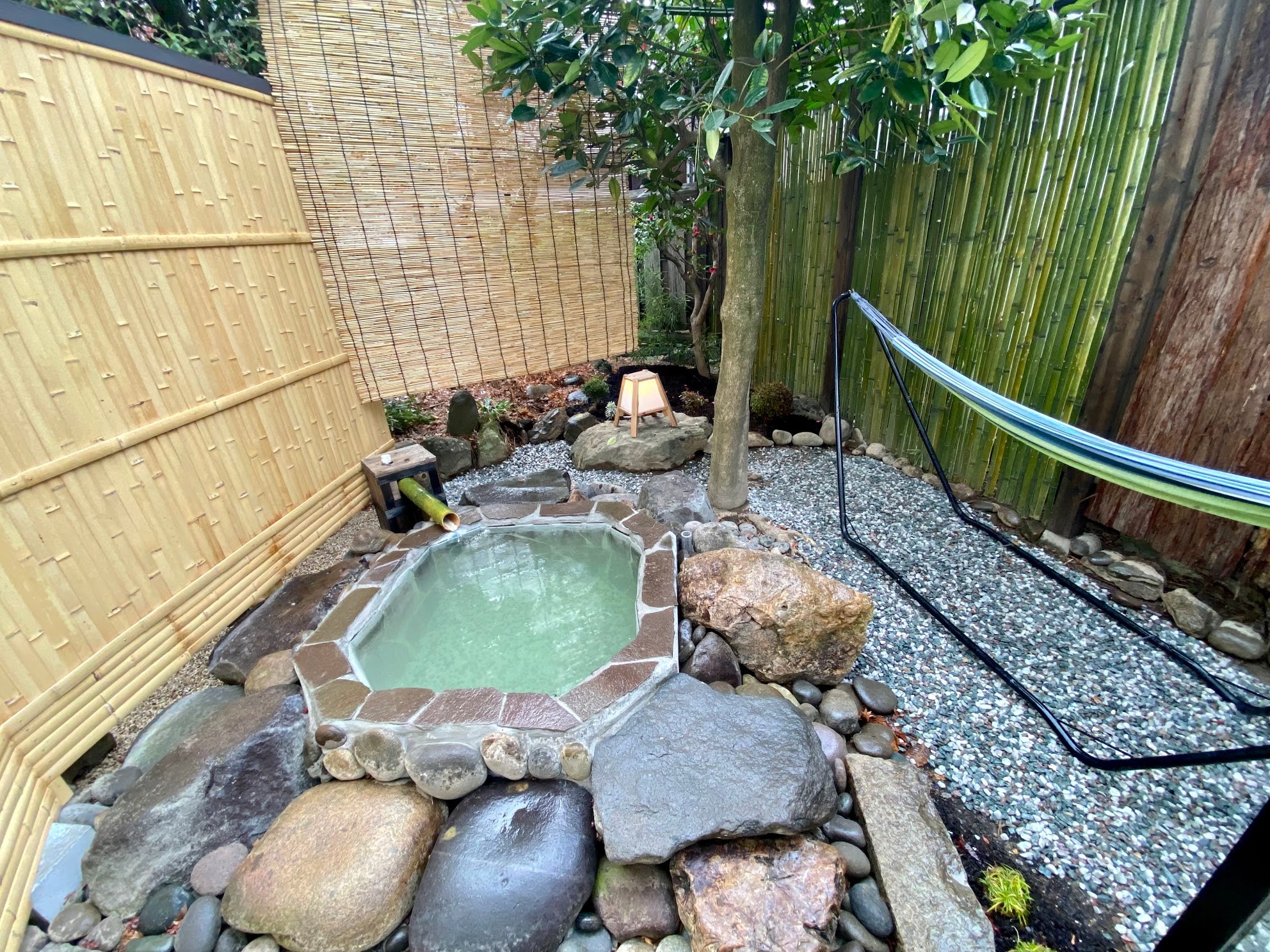 Children's open-air bath