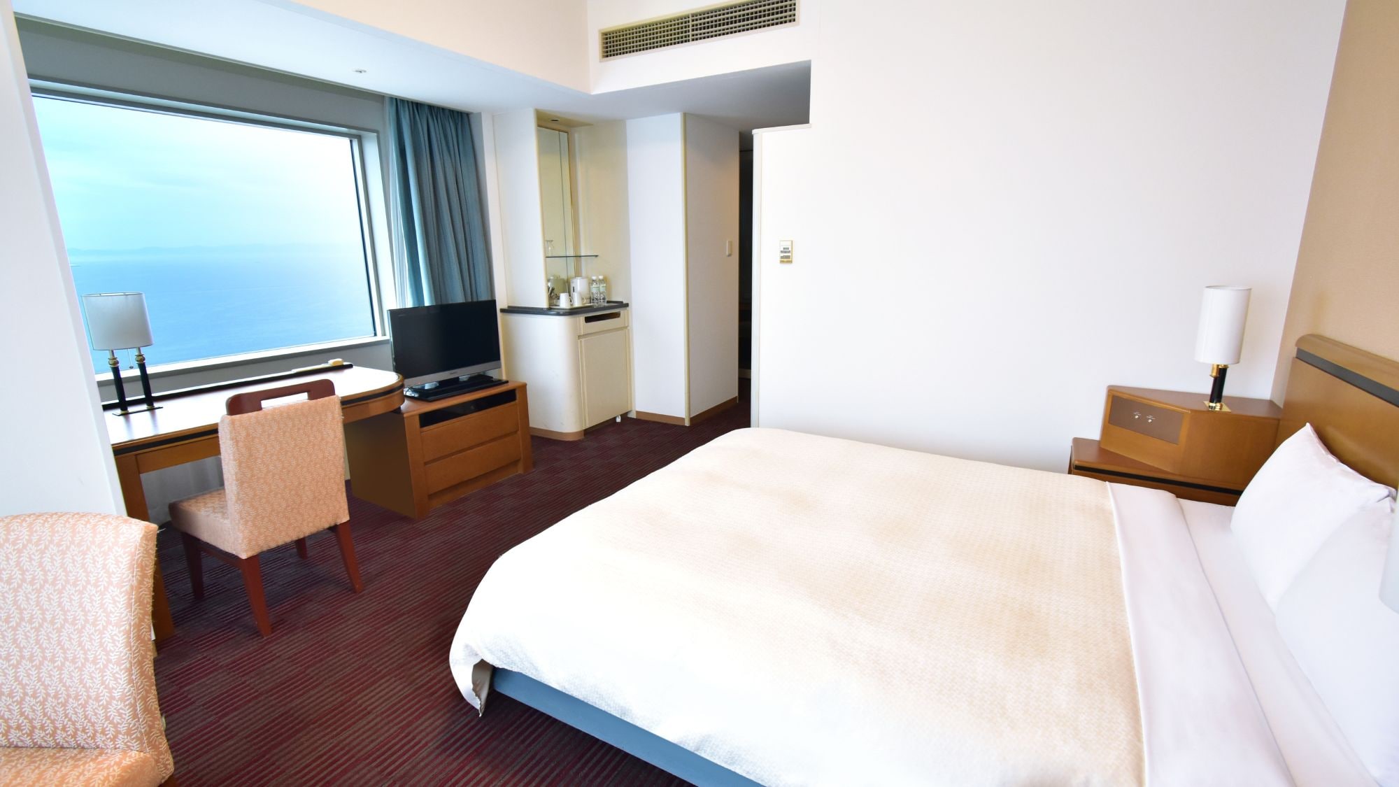 Airport Corner Double