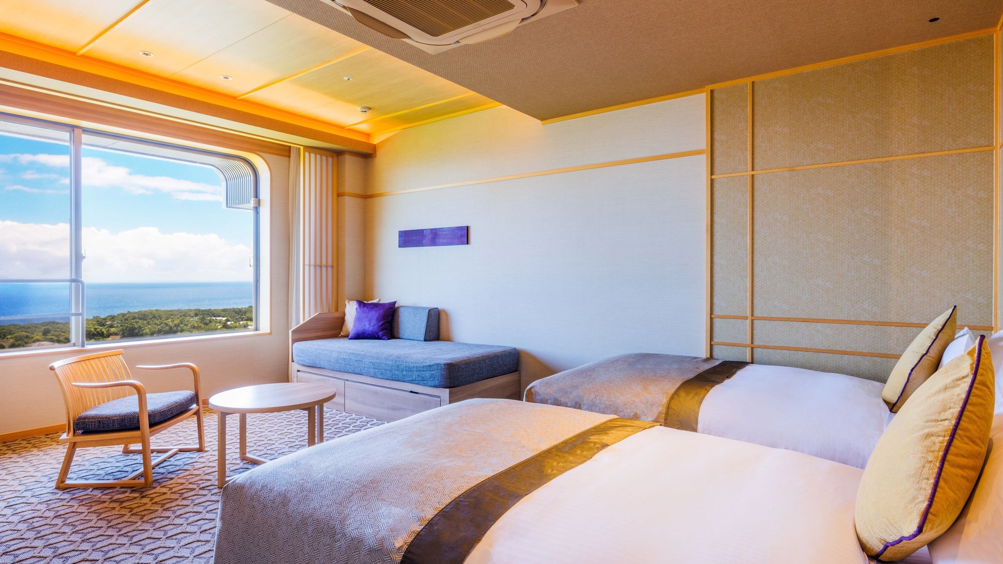 Premium twin / with hot spring open-air bath (52 square meters)