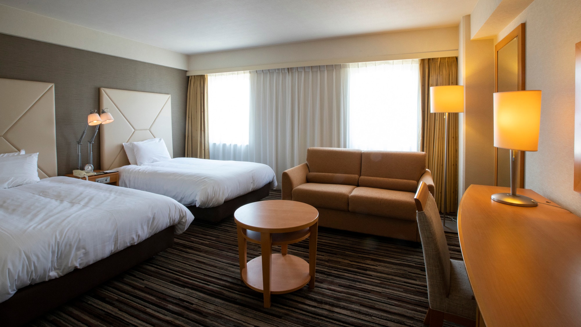 ดีลักซ์ เตียงแฝด อาคารหลัก