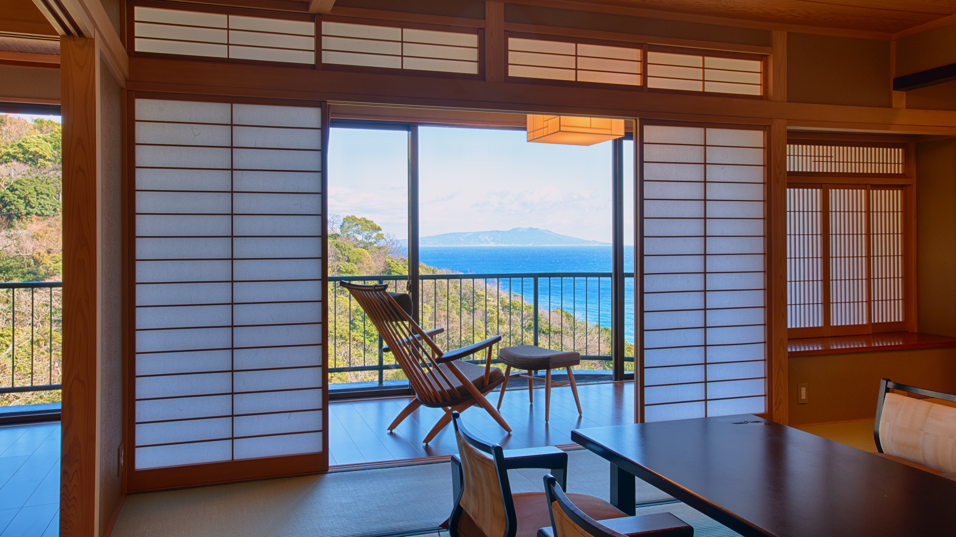 頂樓小套房日式房 - 寬闊的陽台