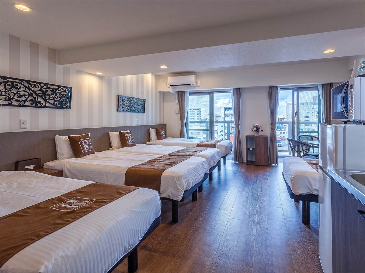 Premier 5 <5 beds> 41.2㎡ with kitchen, microwave and washer / dryer