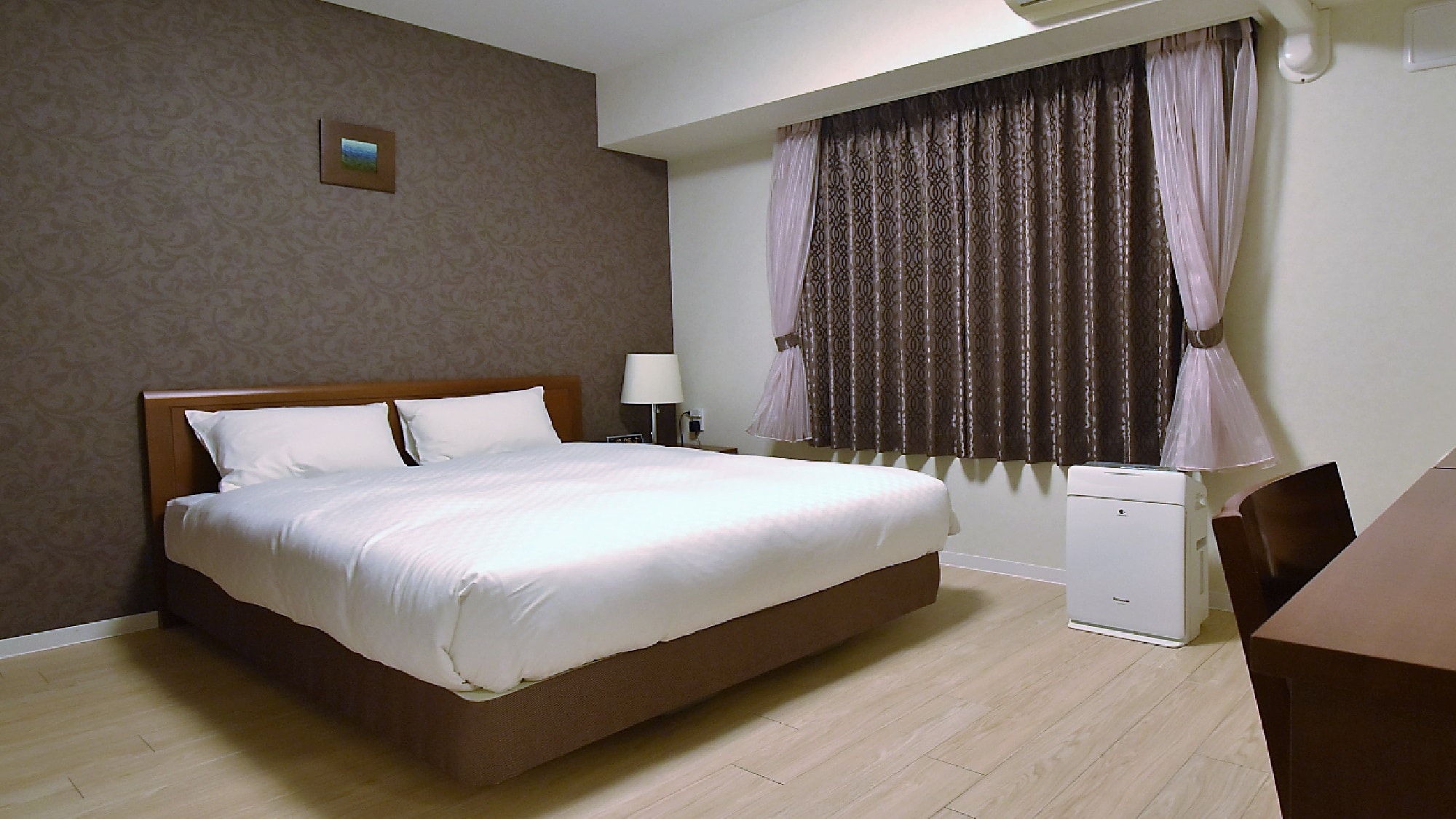 Premium Deluxe Non-smoking Room (12F)