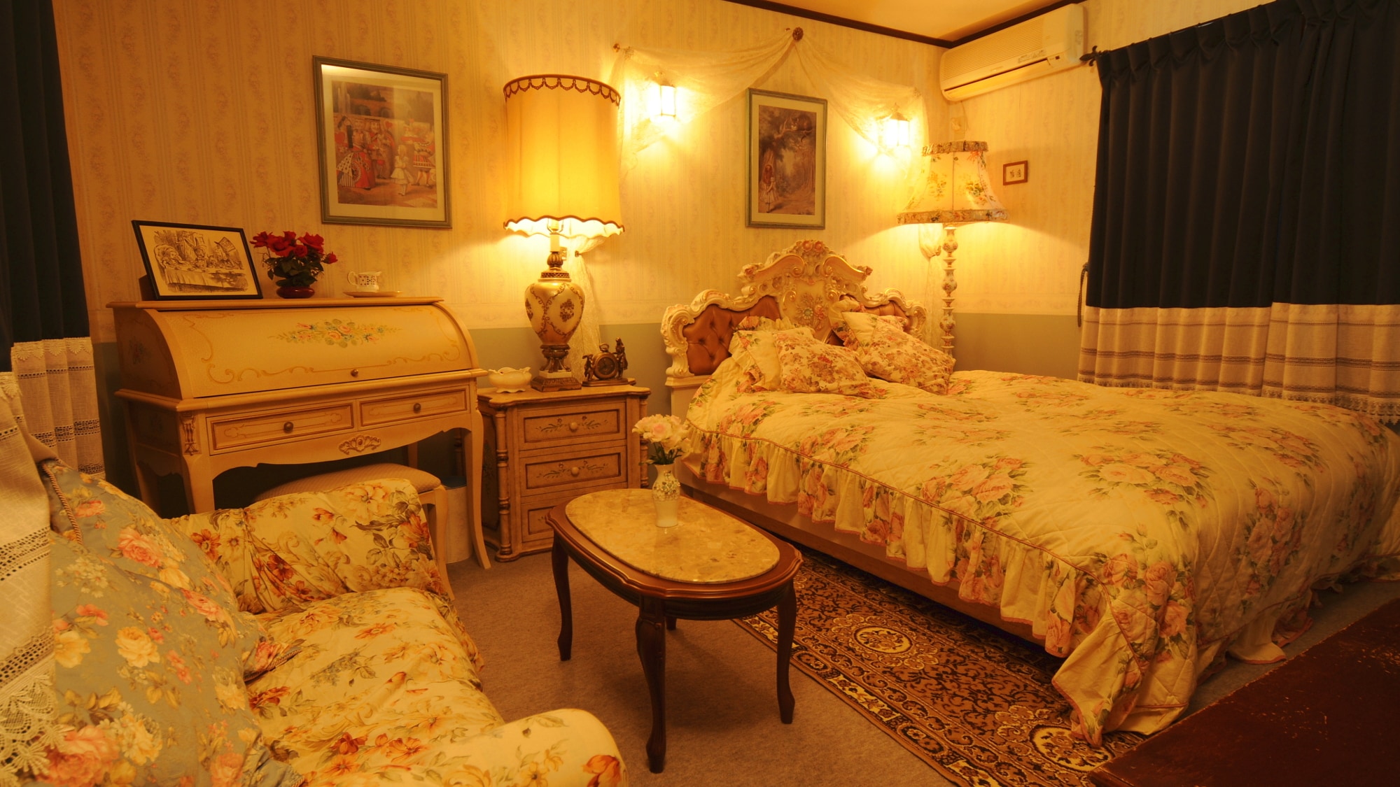 Contoh kamar tamu (Deluxe Suite)