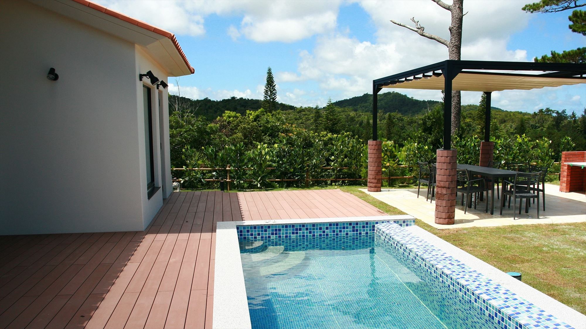 [Premium Cottage] 每個房間都有自己的私人游泳池。
