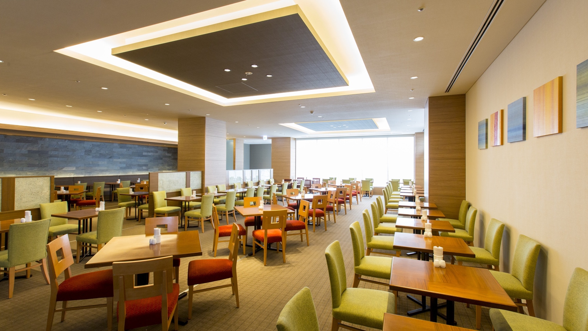 Breakfast buffet venue (2nd floor)