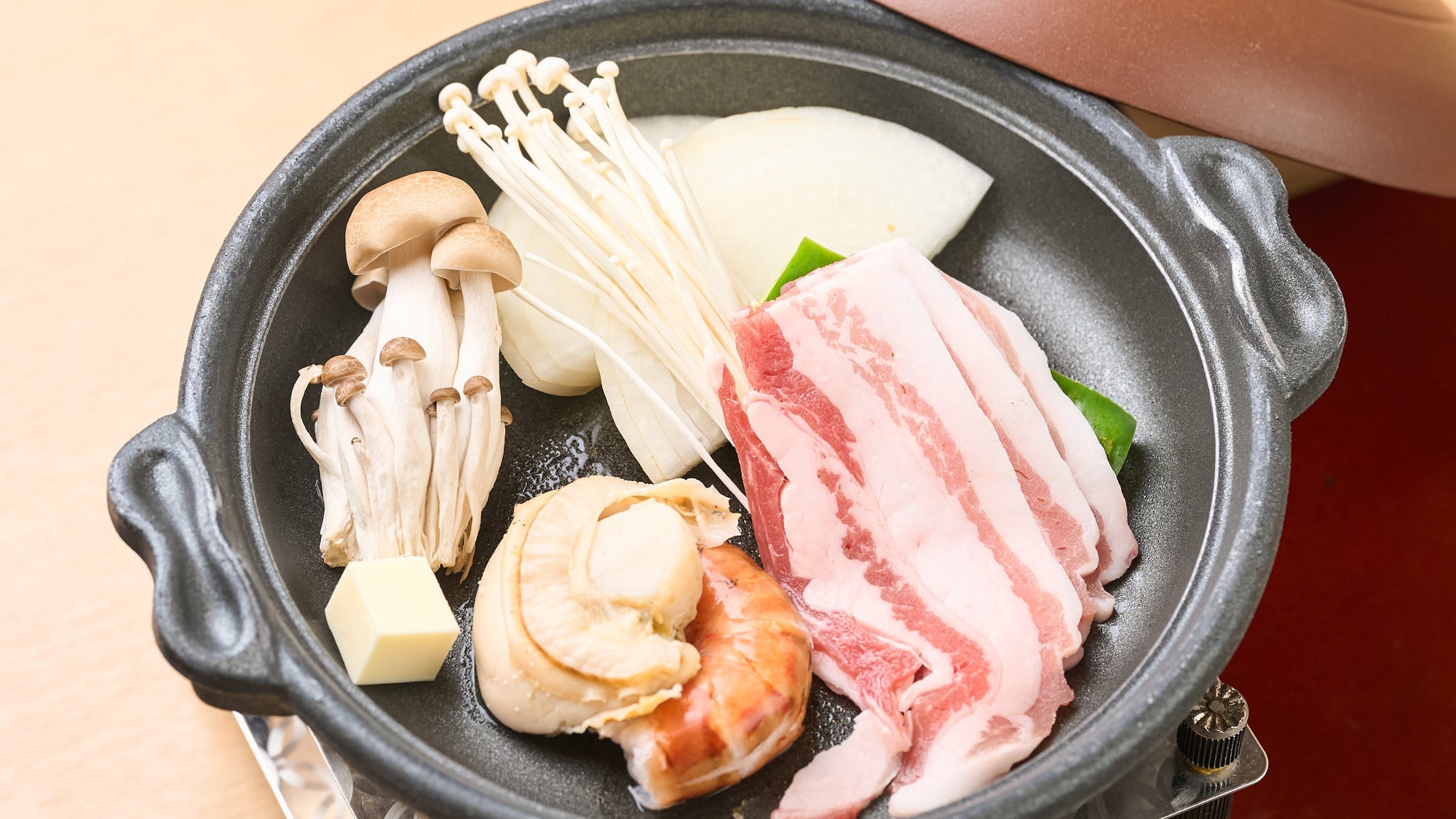 [คิริ ไคเซกิ] หมูดำและอาหารตามฤดูกาล