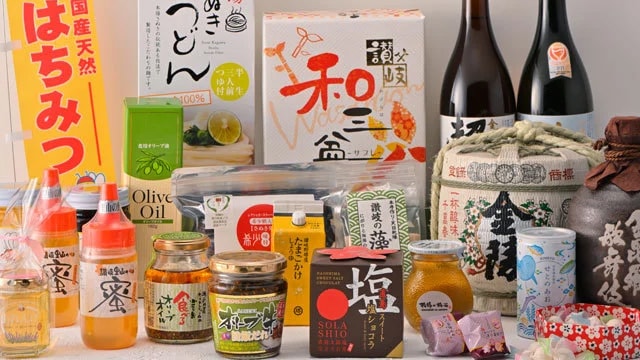 店里有很多香川县和四国的特产！