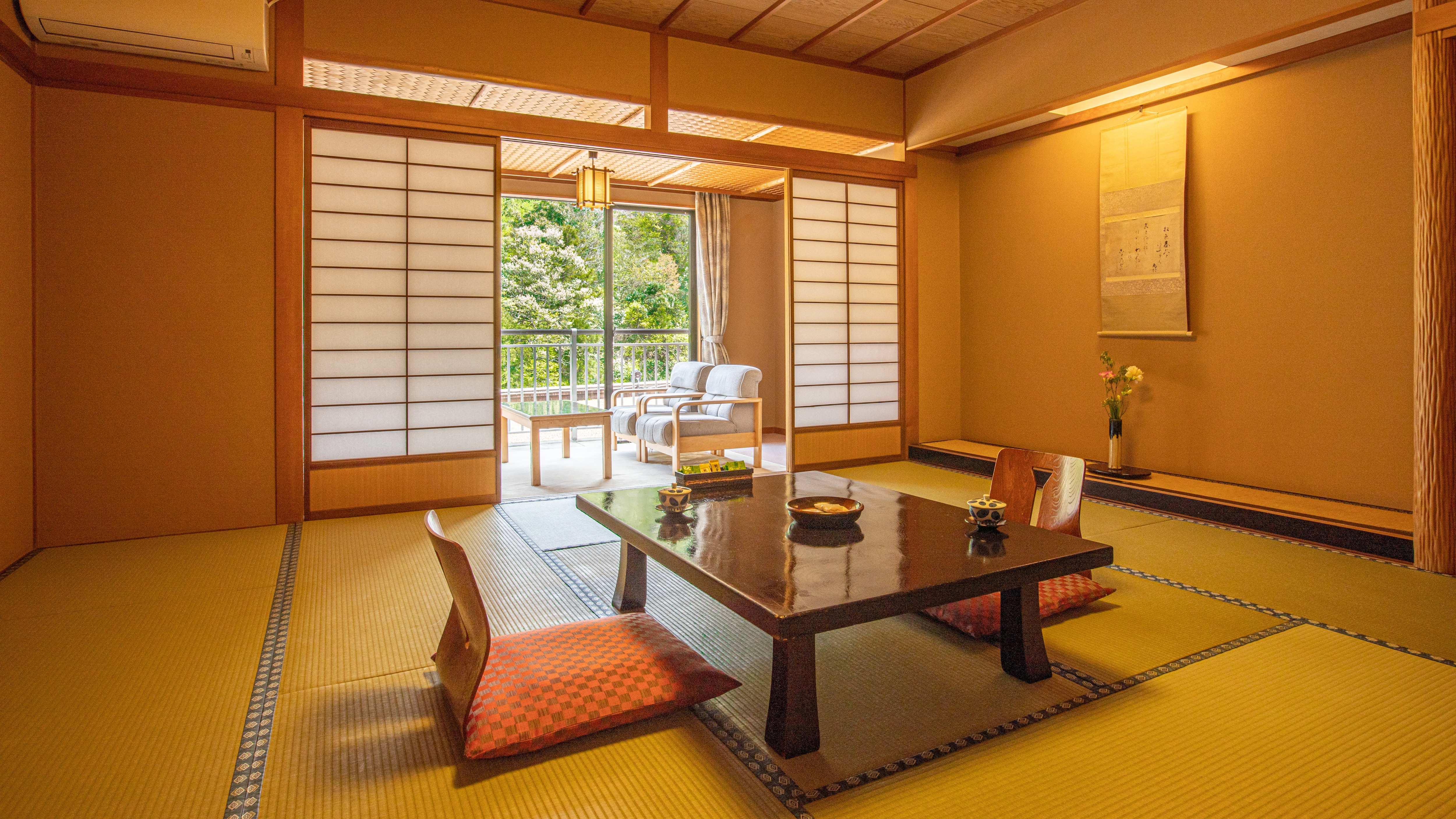 [Leave room] Reasonable room with 10 tatami mats or more