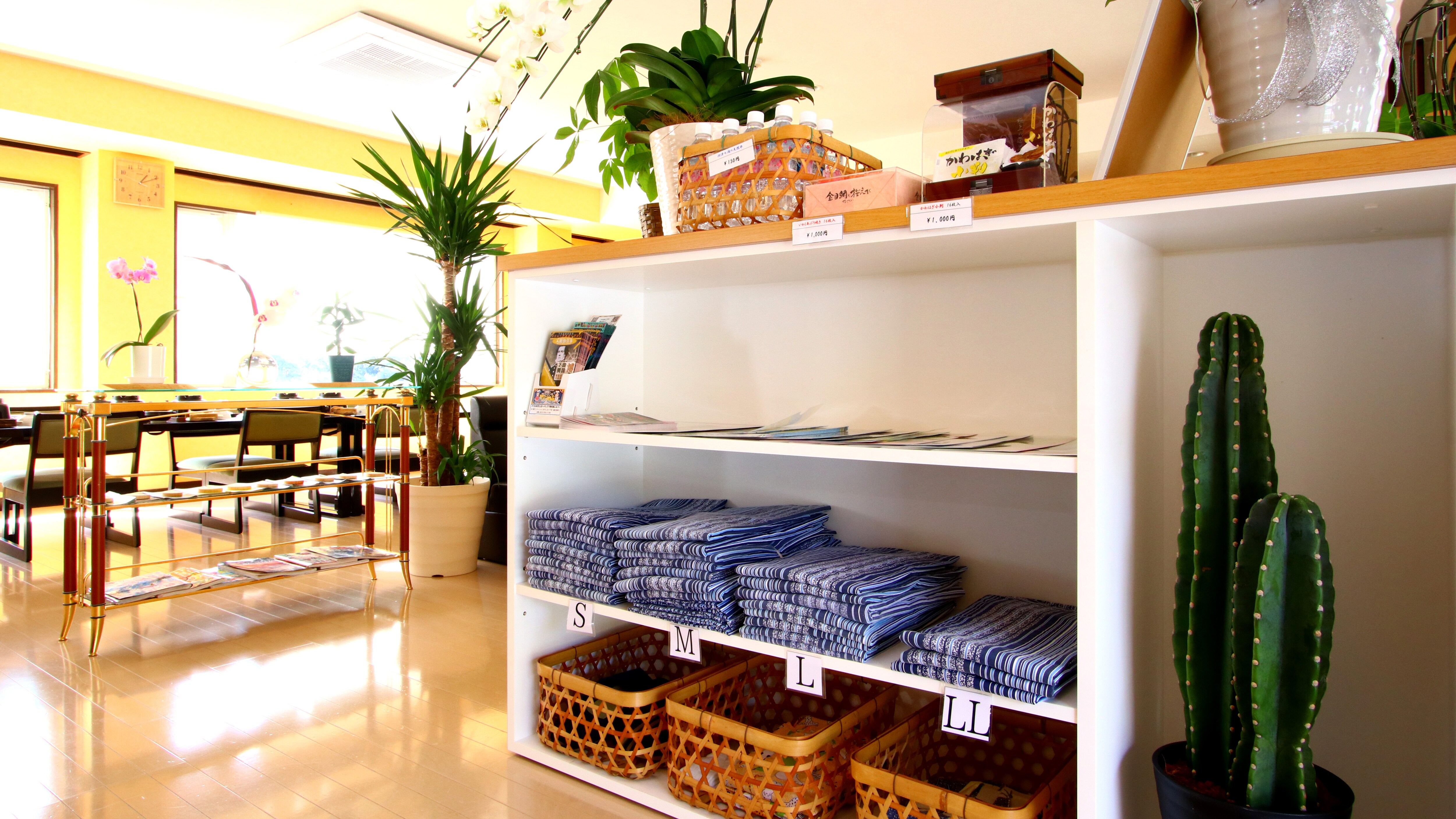 In the hotel: Yukata are available in all sizes.