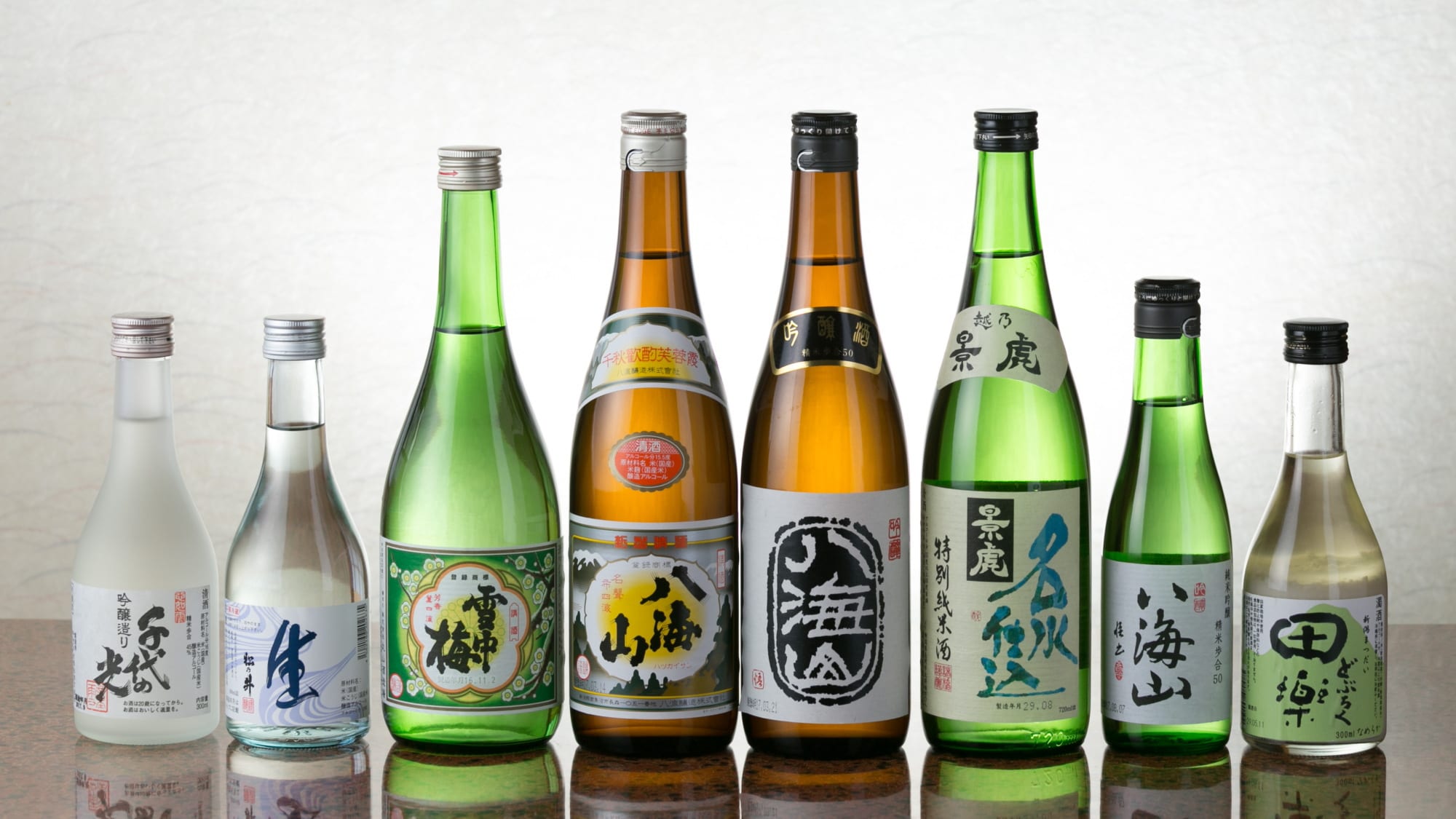 Carefully selected mainly from the local kuramoto in Tokamachi City! After soaking in the famous hot water, please enjoy the famous sake slowly.