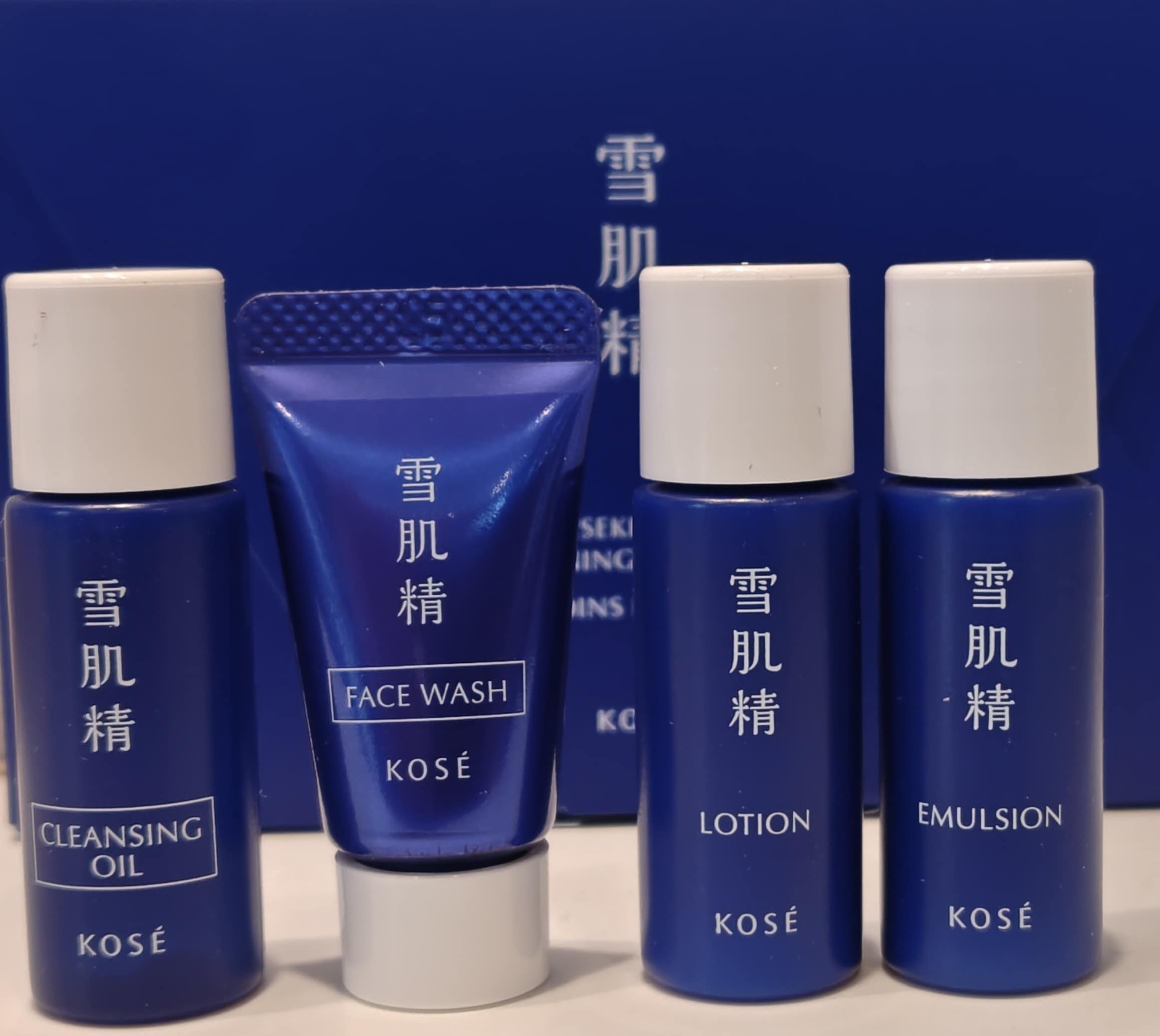 Bộ sản phẩm chăm sóc da trị liệu Sekkisei 4 món