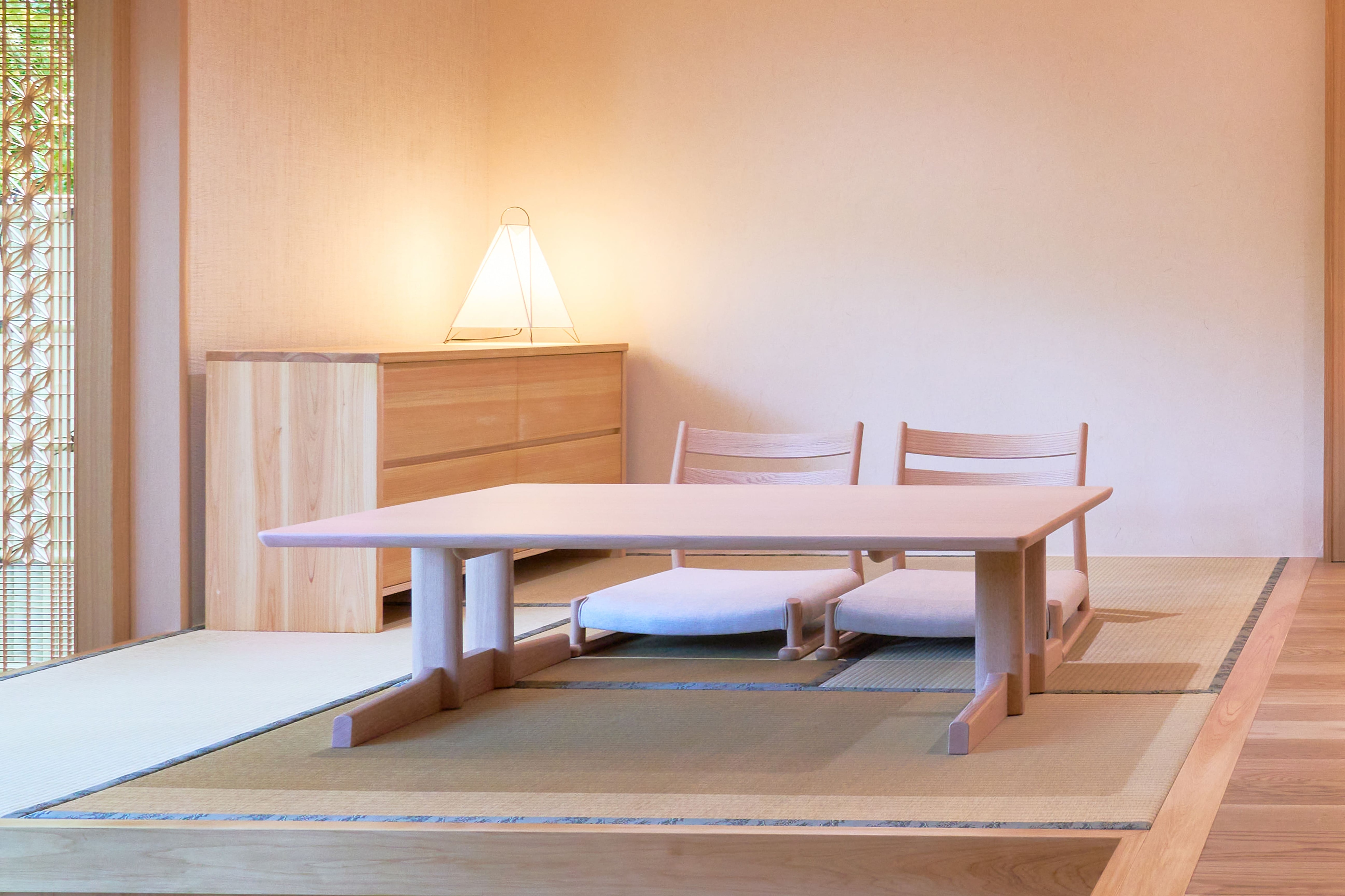 Western-style standard twin room