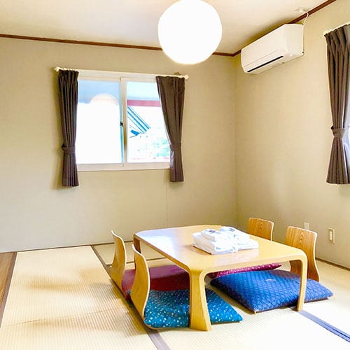 ・Nagoyakan: Japanese-style room (7.5 tatami mats)