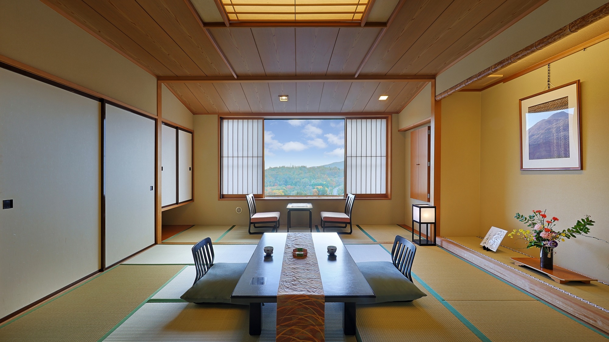 [East building] Casual Japanese-style room