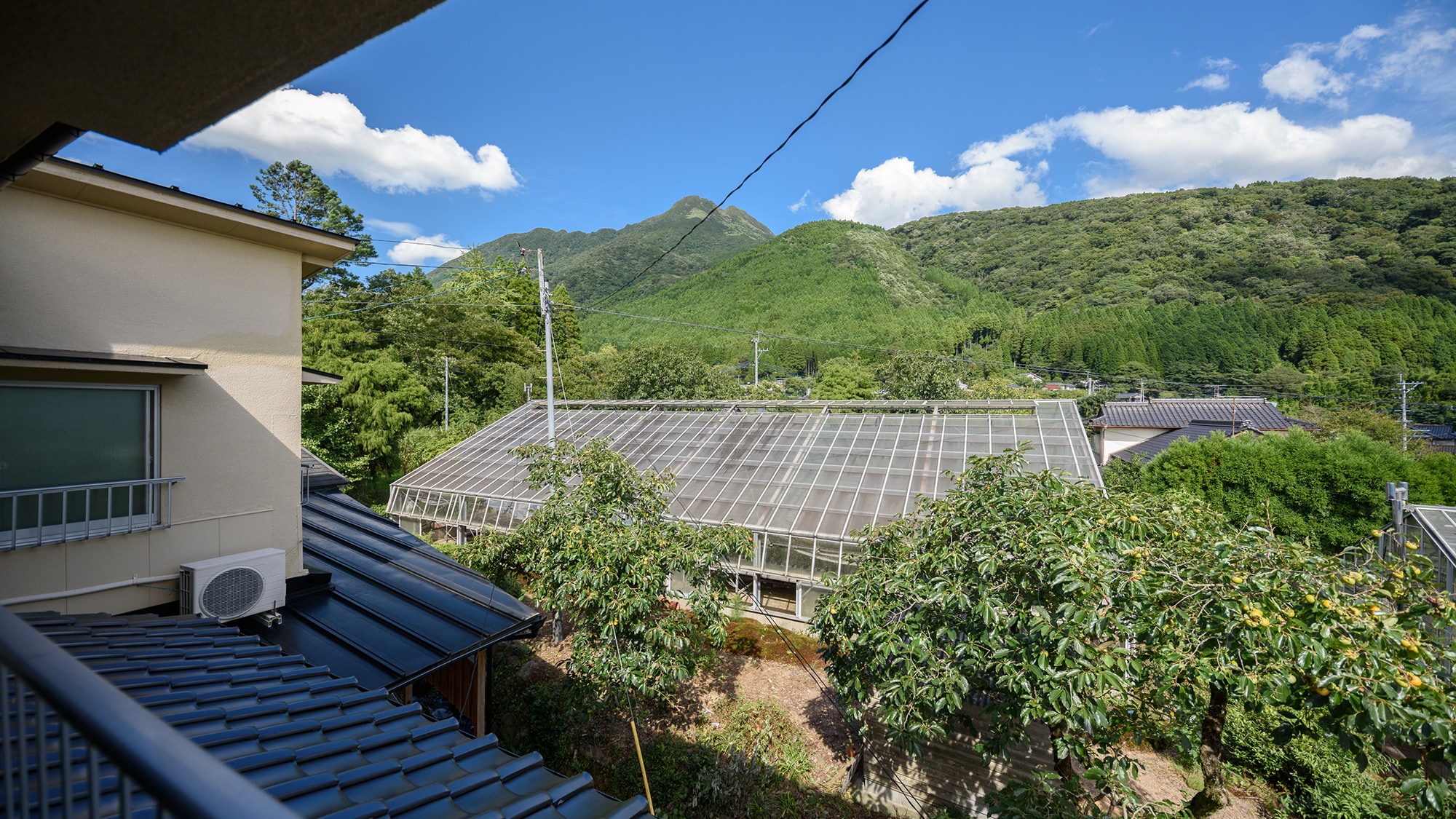 ● 日式房間的6張榻榻米觀景/例
