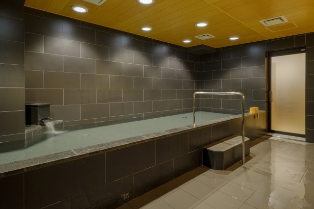 Large public bath (Kinryu no Yu)