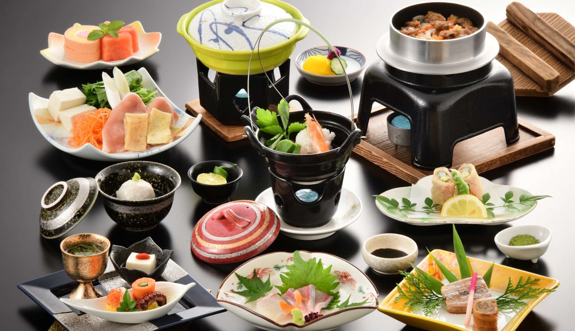 [Seasonal Kaiseki Cuisine / Example] Kaiseki cuisine that incorporates plenty of seasonal ingredients. The contents will change depending on the season and what is available.