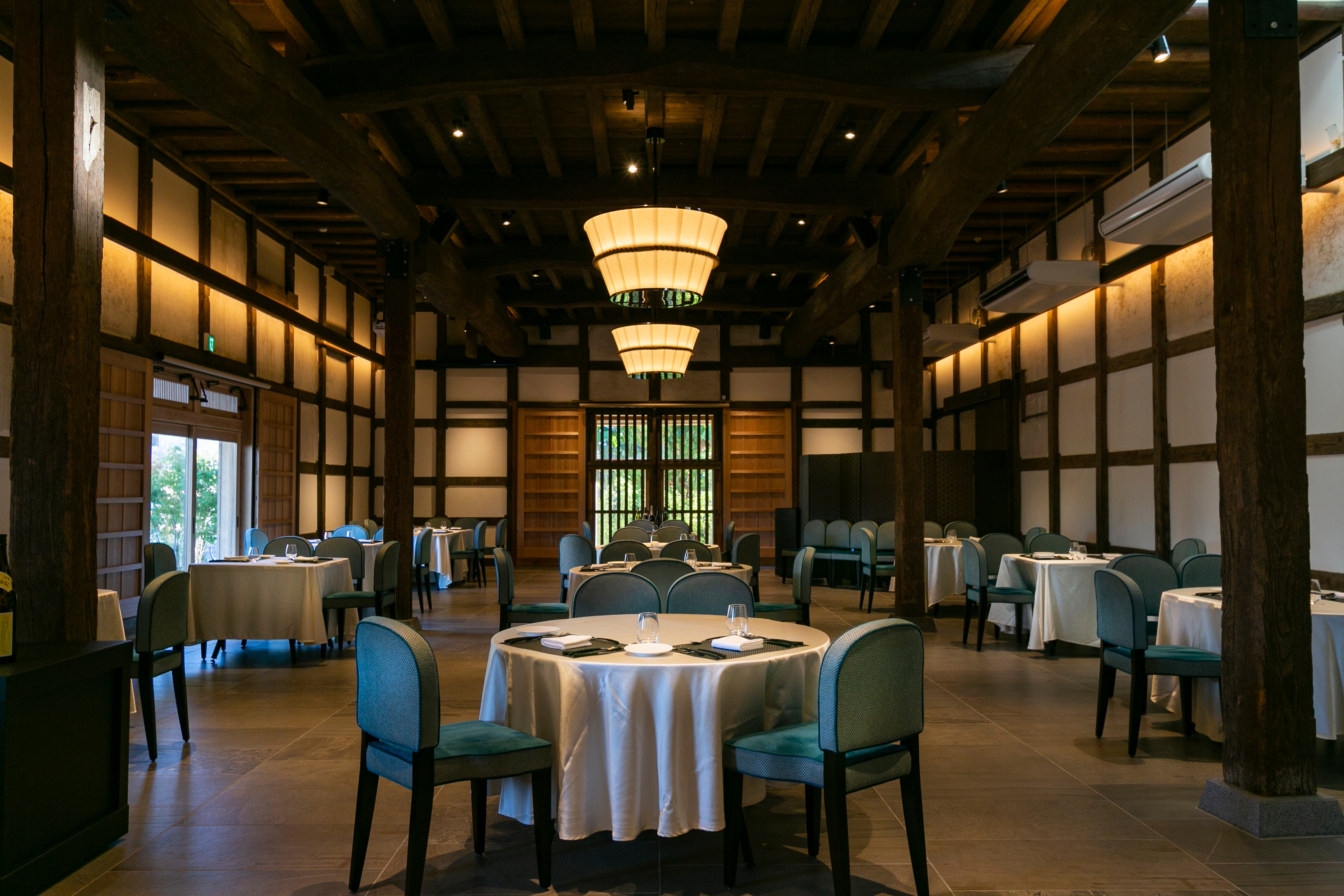 Restaurant [KAGURA building]
