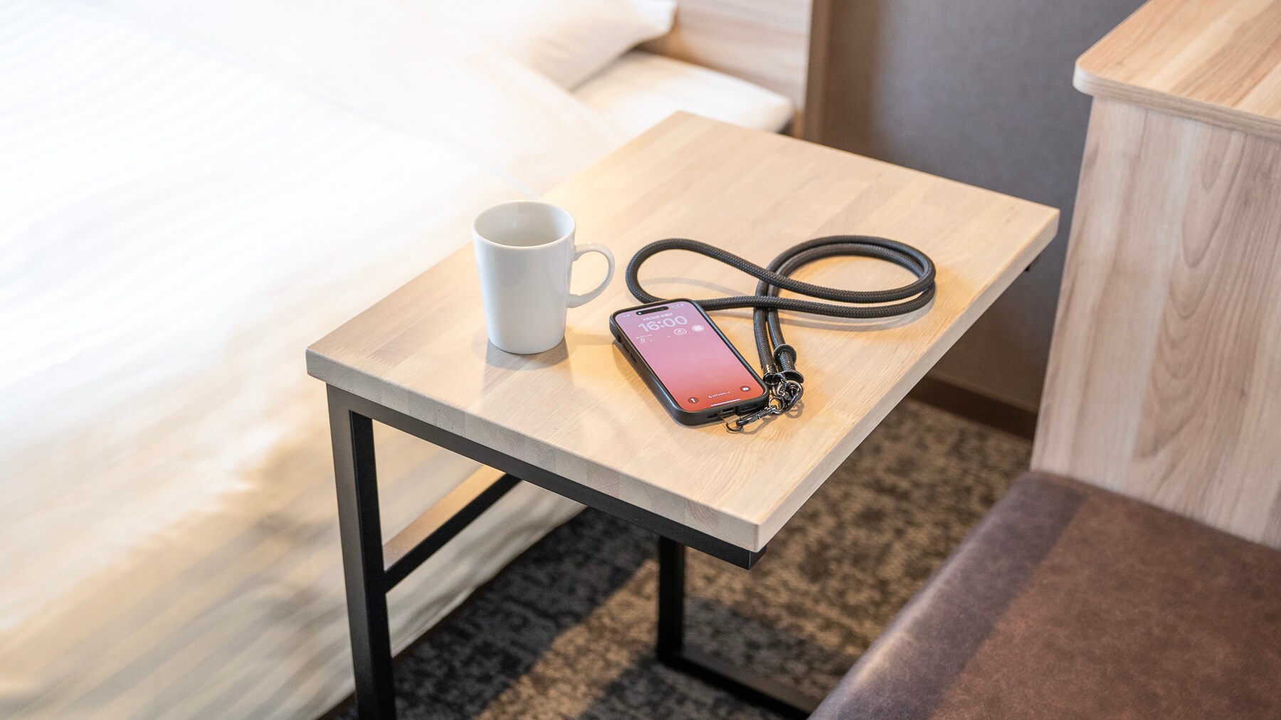 [Standard Room] You can also work at the small desk