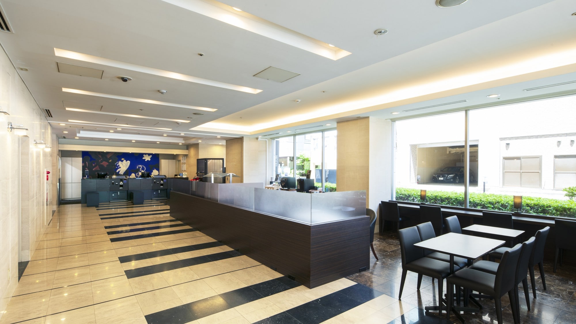 【lobby】