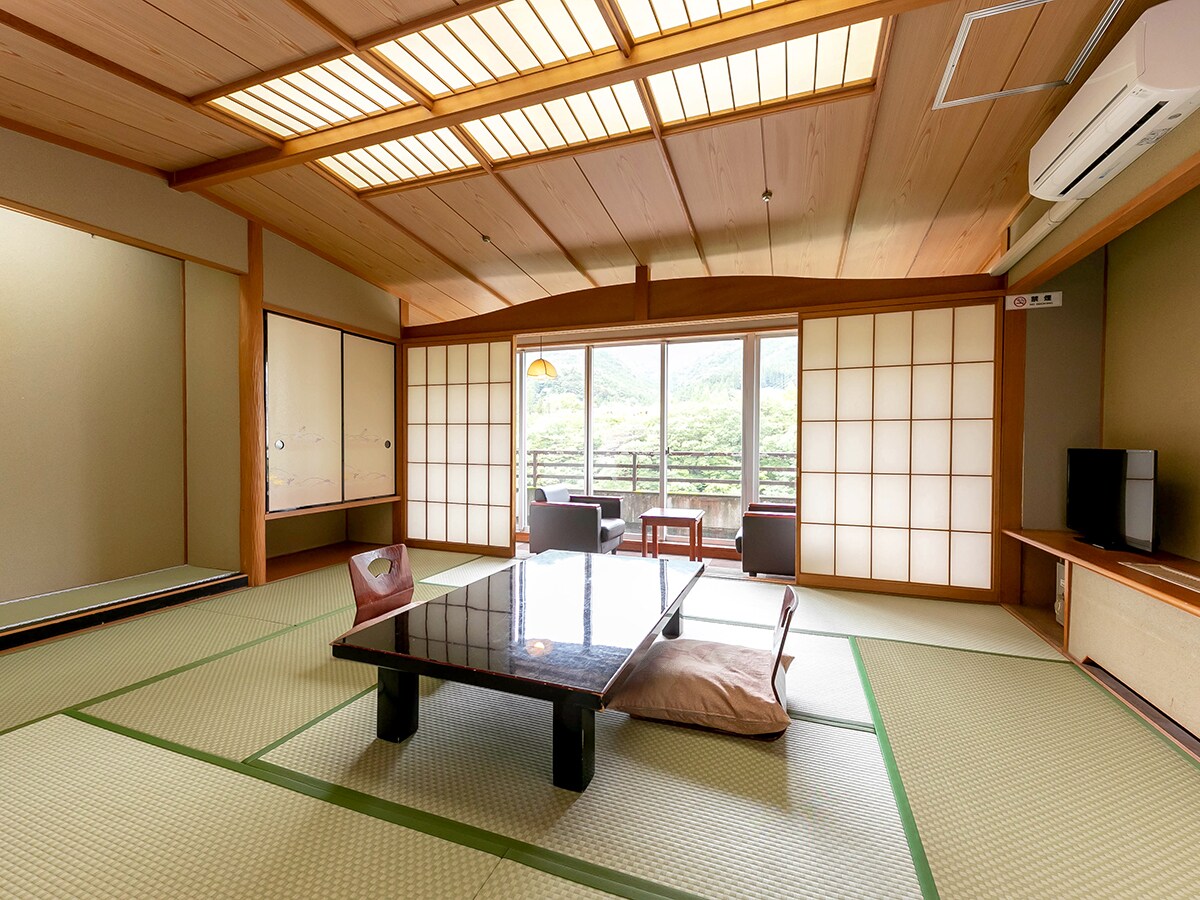 [本館]日式房間10榻榻米（禁煙）