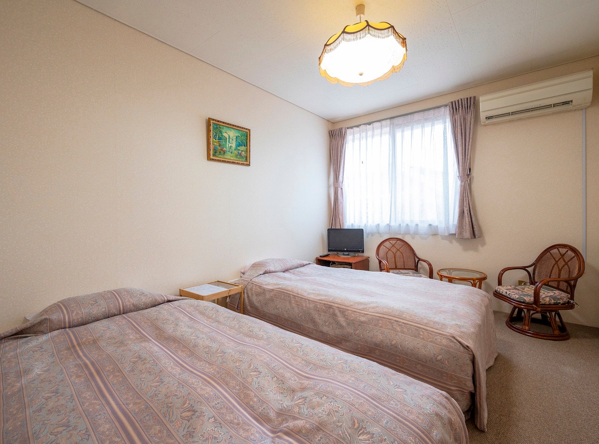 Western-style room
