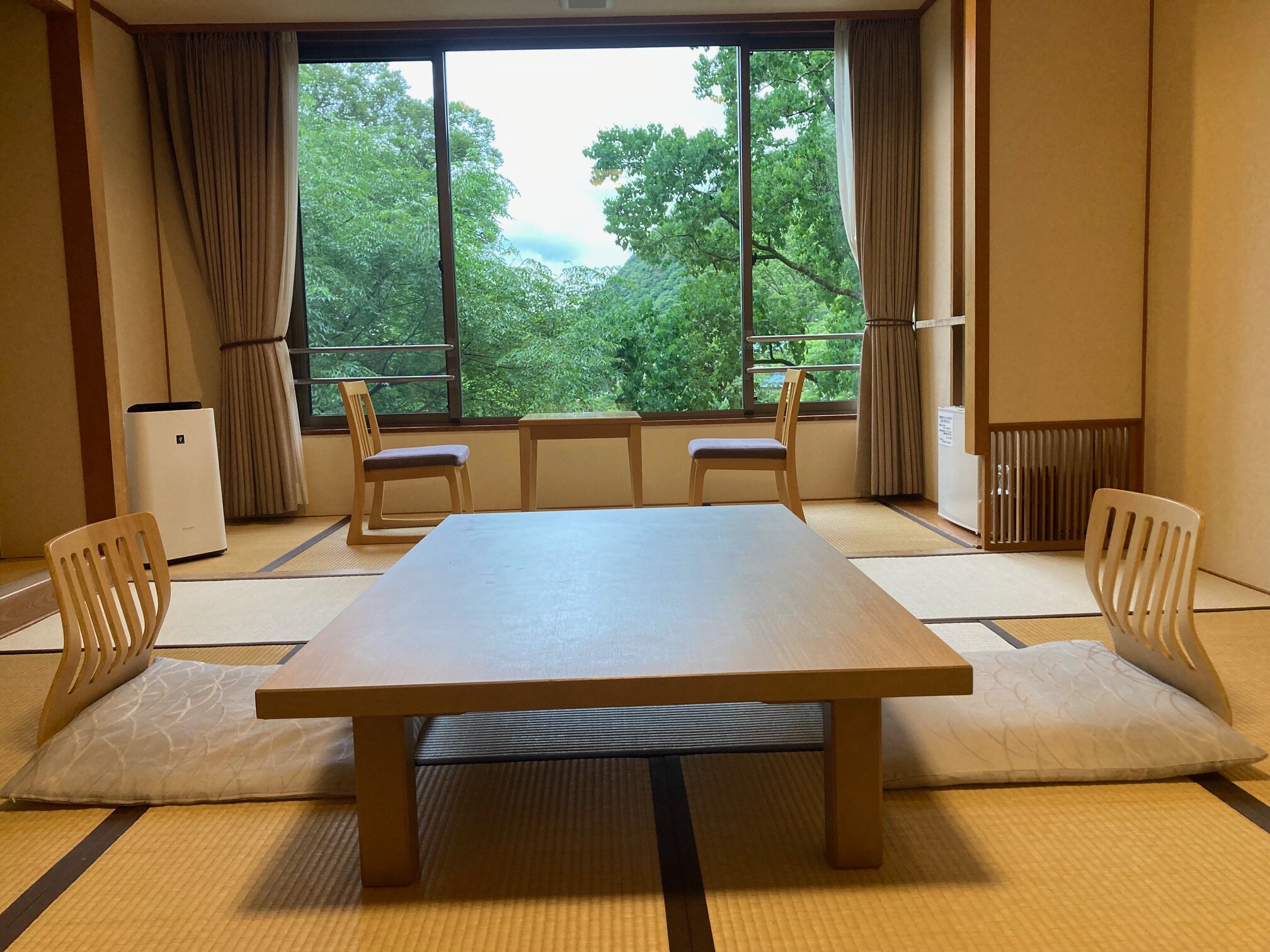 Castle view/Mountain view Japanese style room