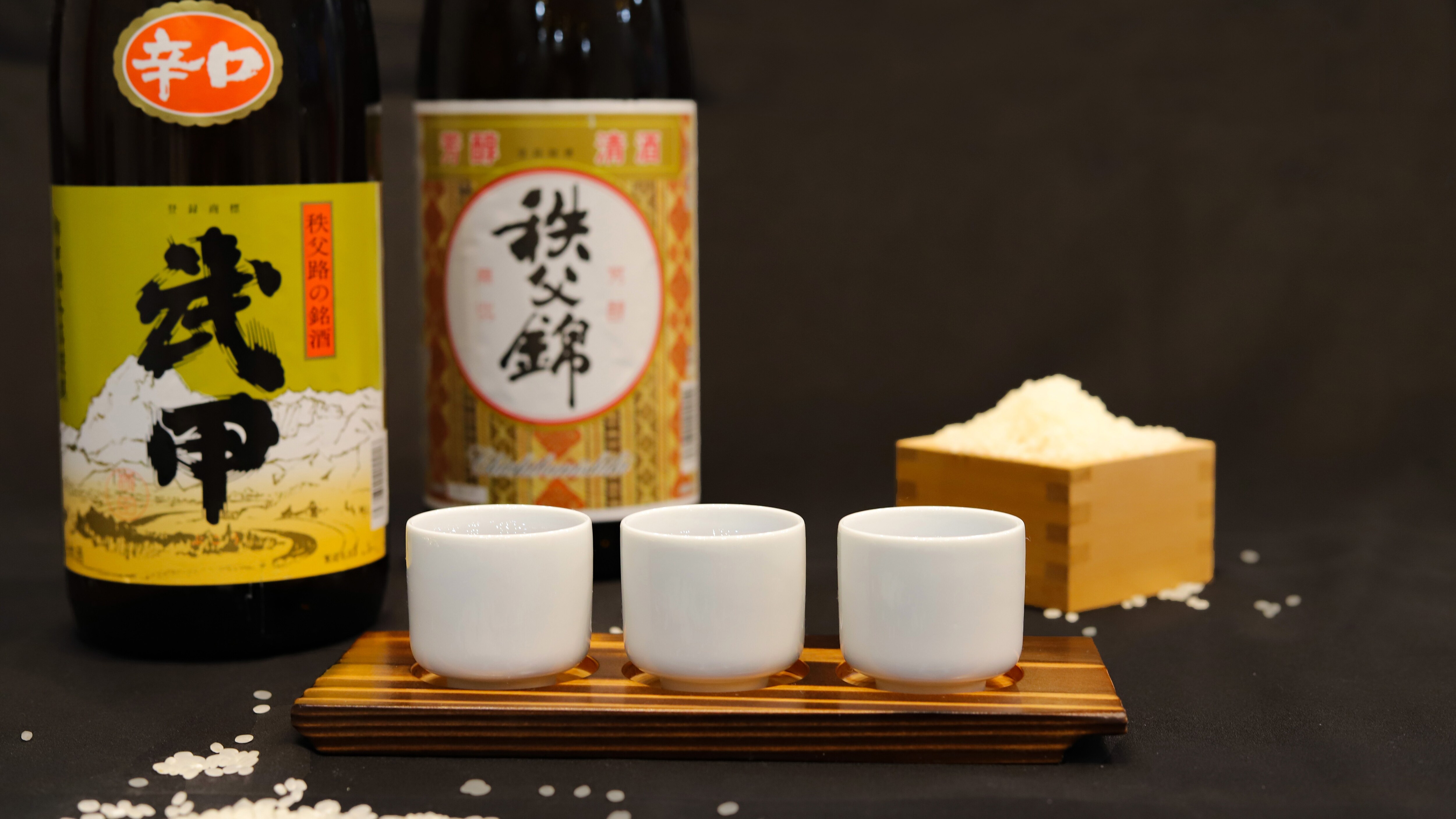 Kami juga menawarkan paket mencicipi sake lokal.