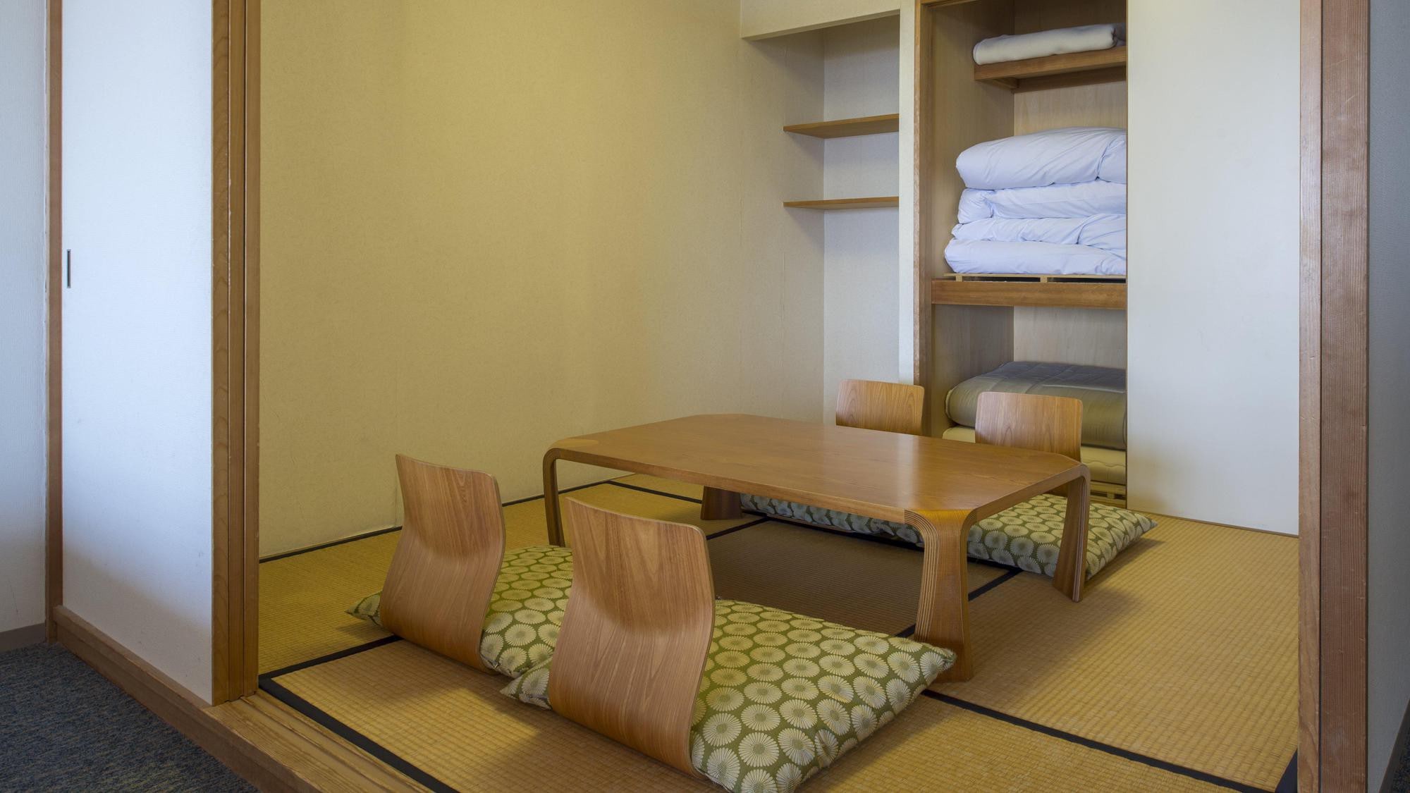 Standard Japanese-Western style room: Japanese-style room 4.5 tatami mats