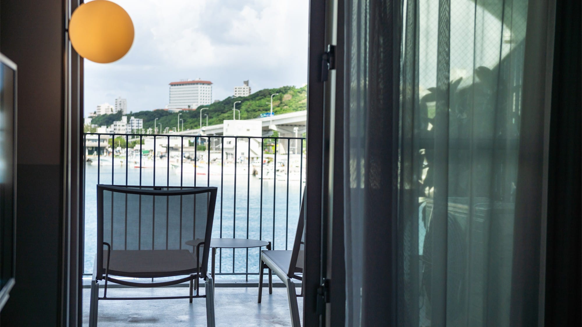 Harbor Terrace Twin Room