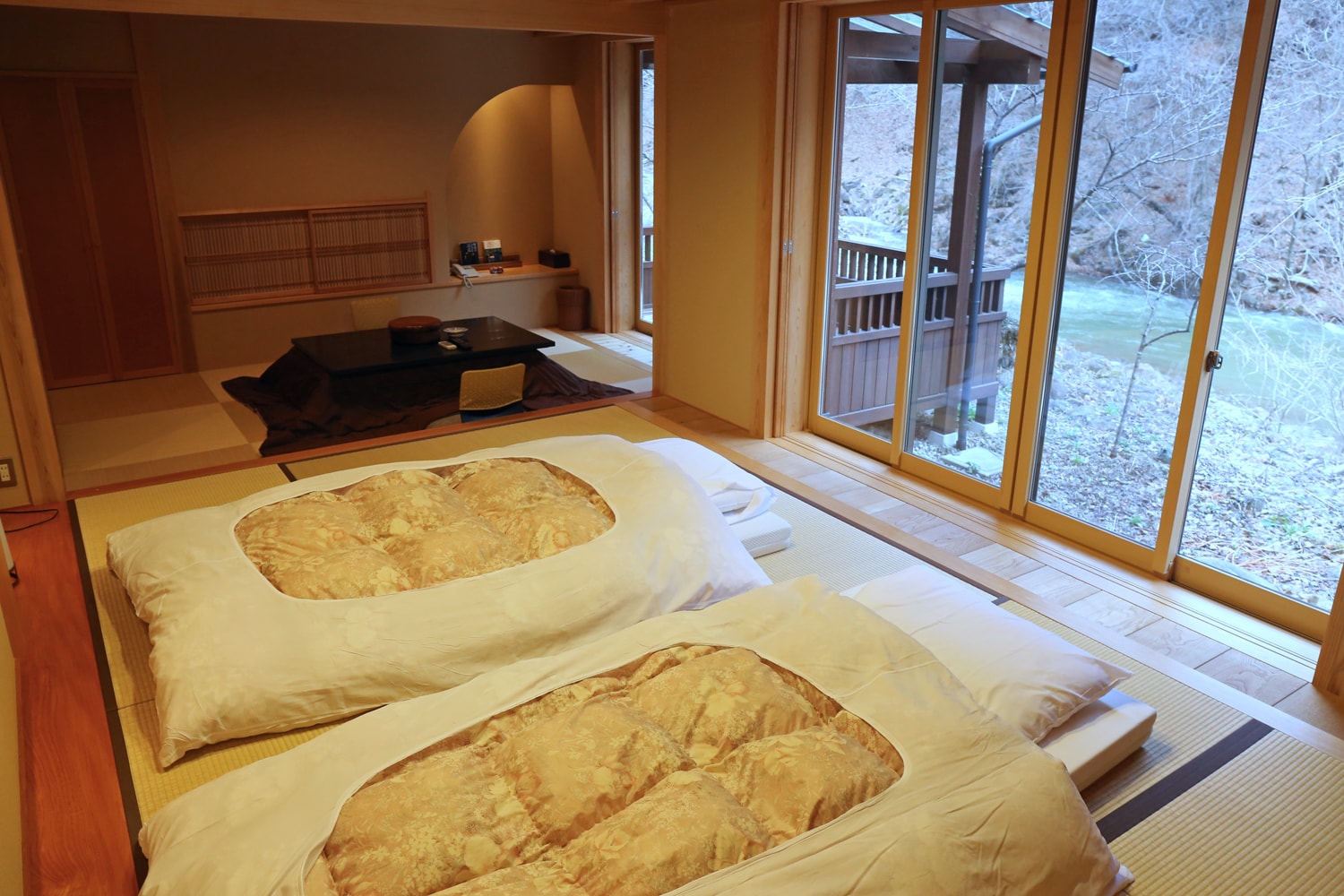 13-tatami room with open-air bath