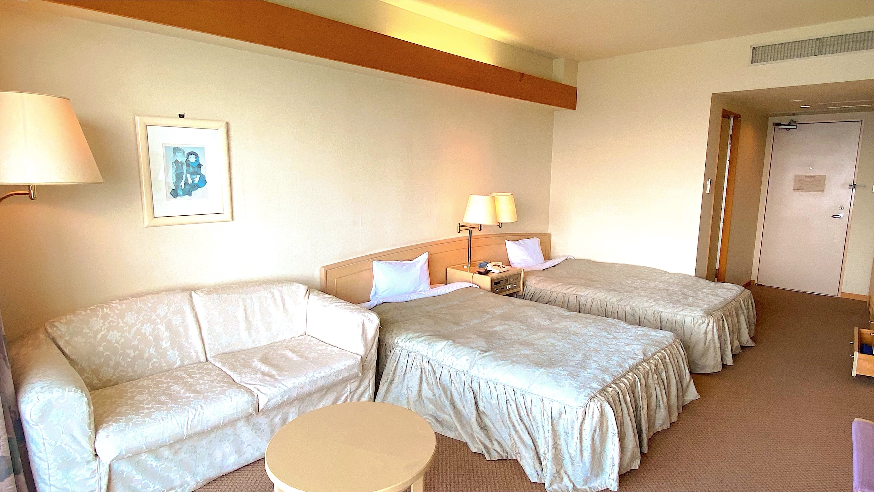 [Western-style twin] All rooms have an ocean view overlooking Ise Bay (toilet with washing machine and unit bath)