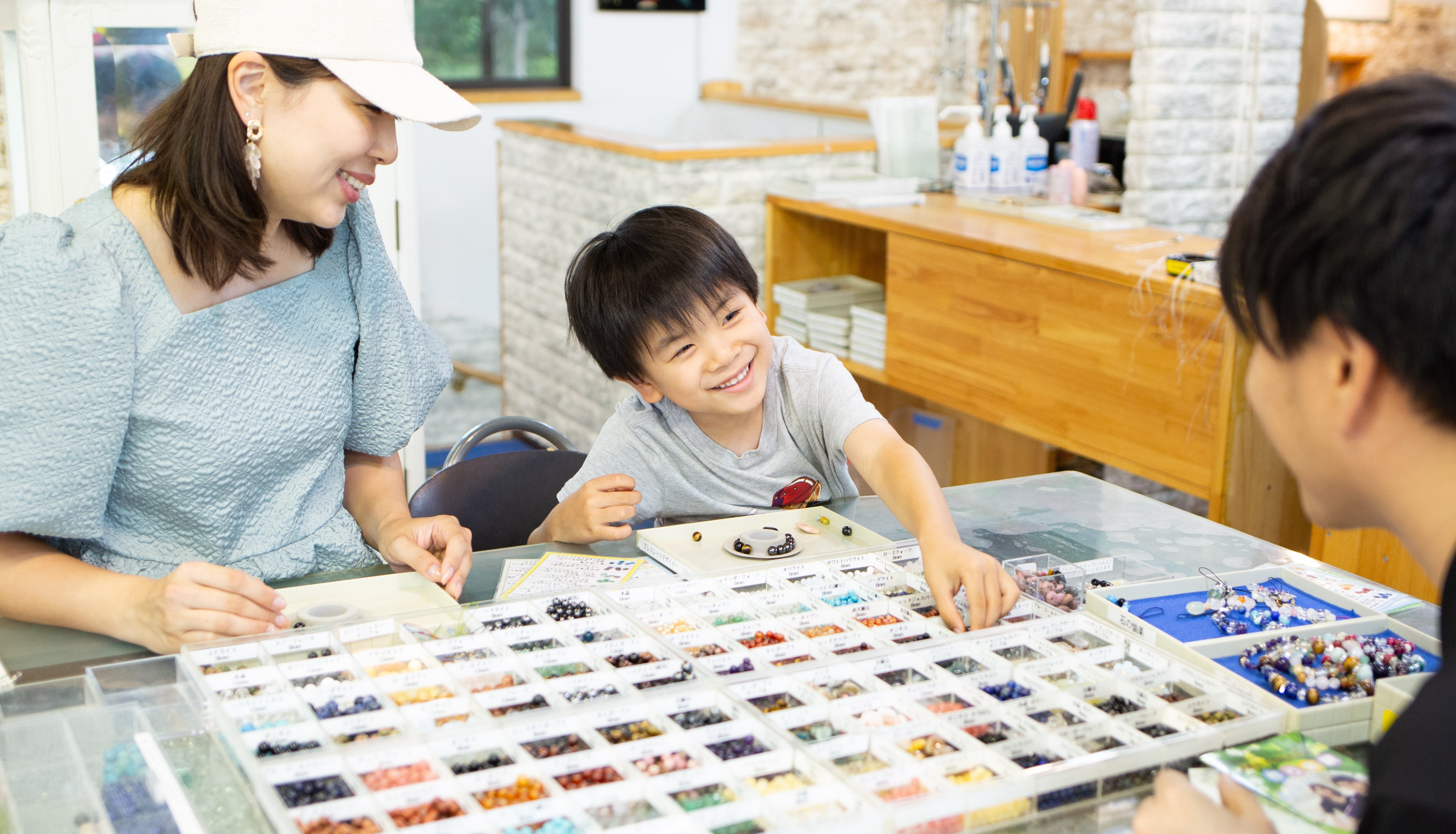 The joy of stones, making accessories, family