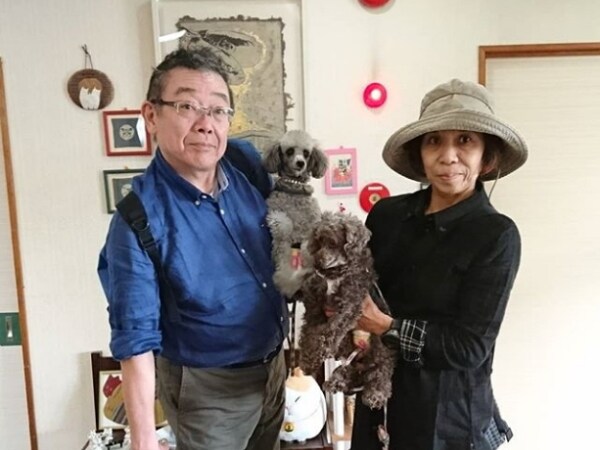 Mr. Yamamoto from Nishinomiya City Chico-chan and Luna-chan from Toy Poodle.
