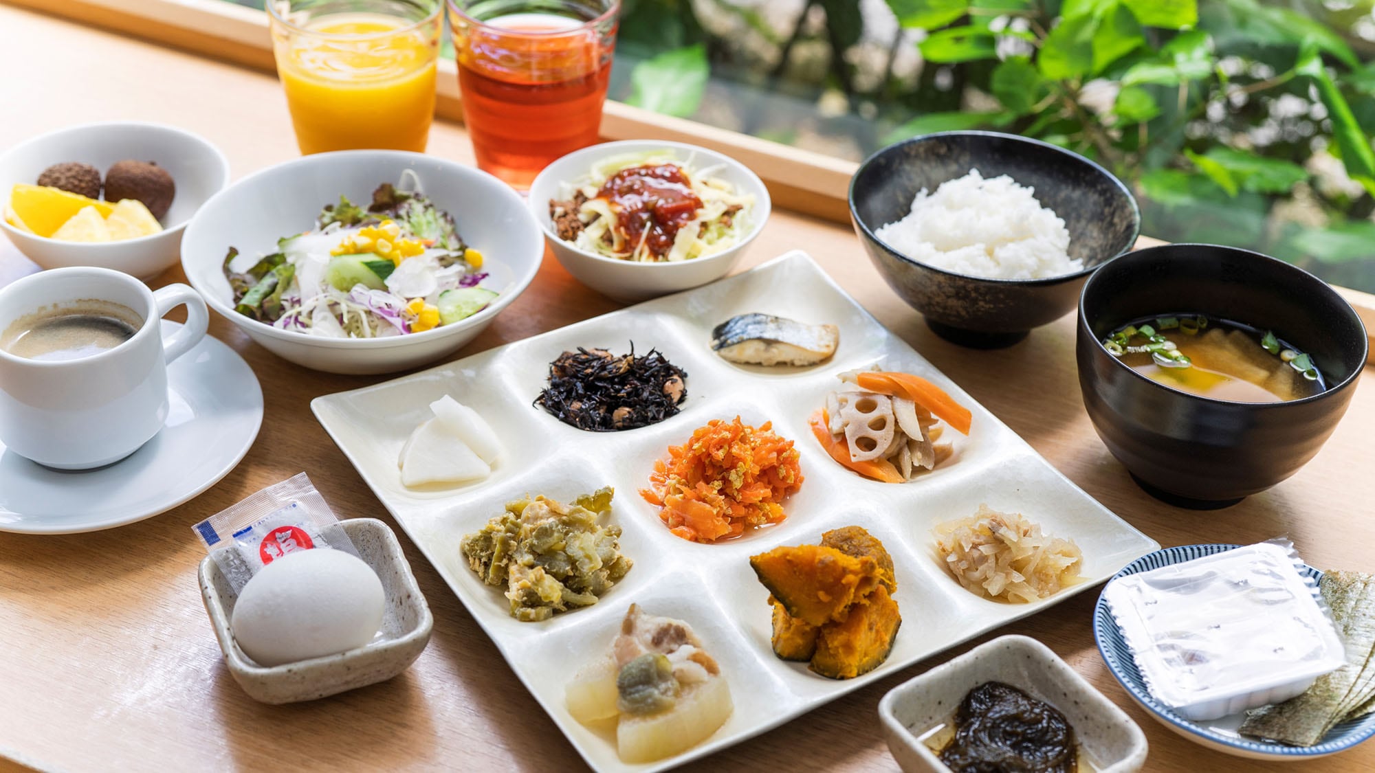 Contoh sarapan prasmanan