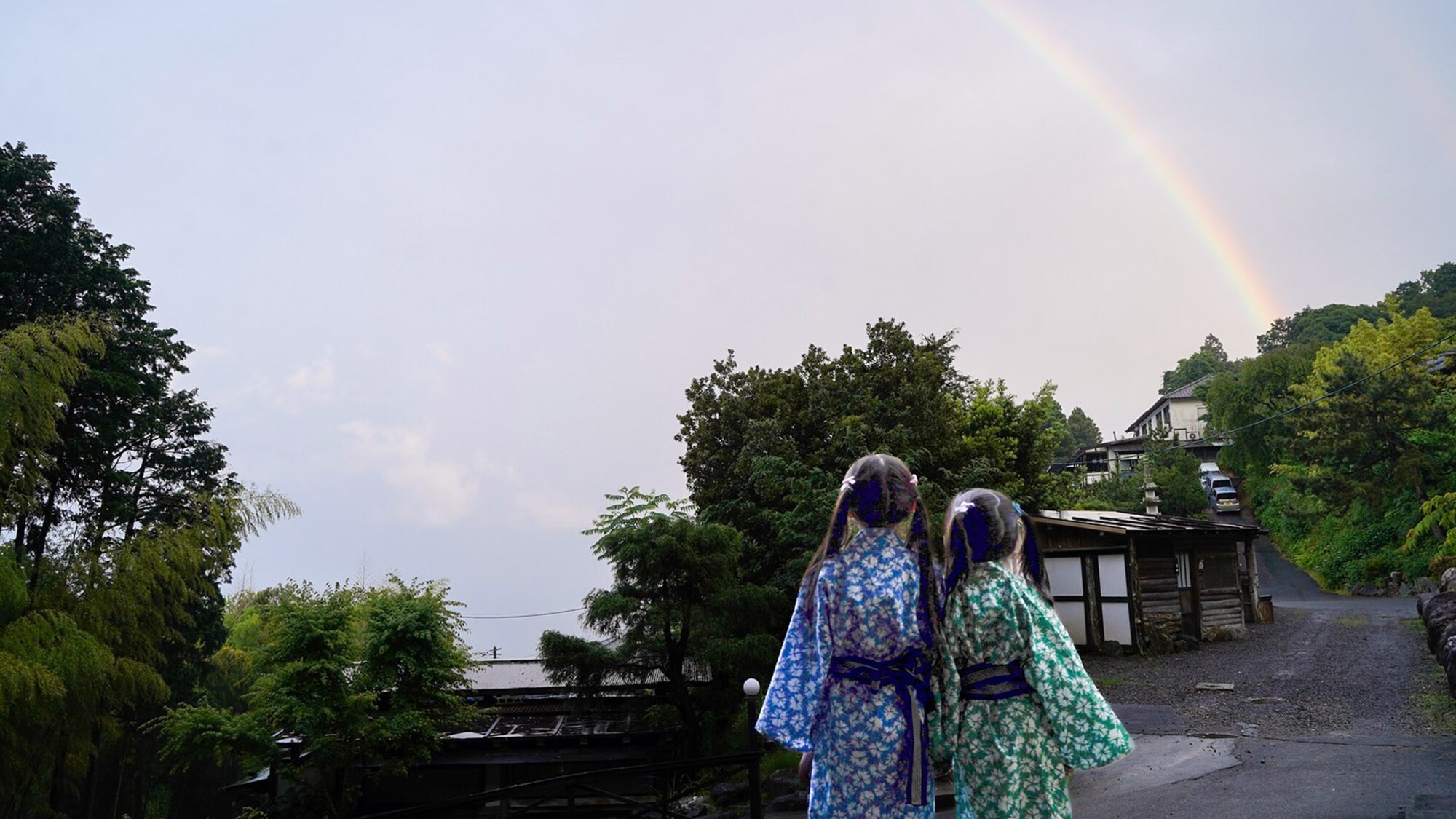 ・[Phong cảnh] Hãy tận hưởng thời gian thư giãn cùng con bạn giữa thiên nhiên trù phú.