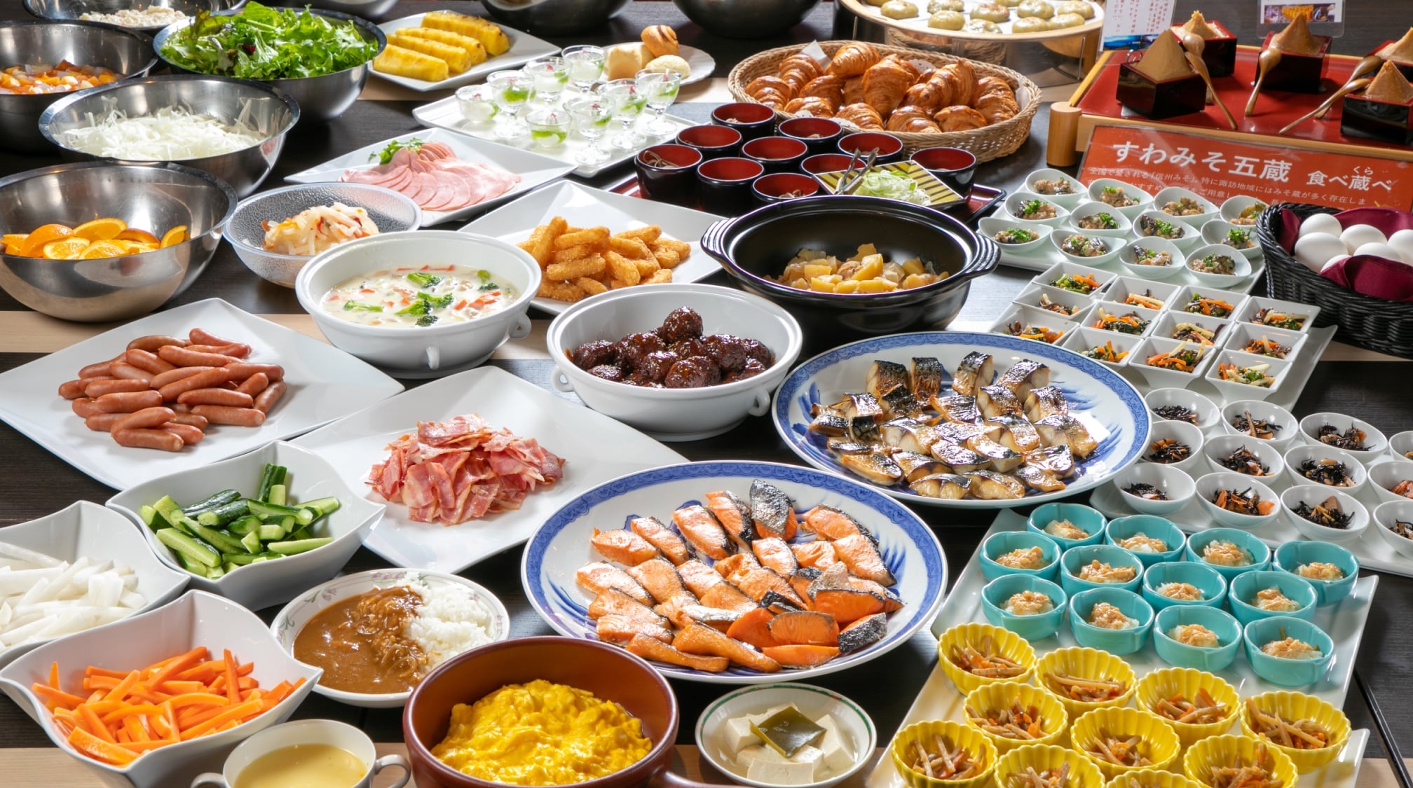 【breakfast buffet】