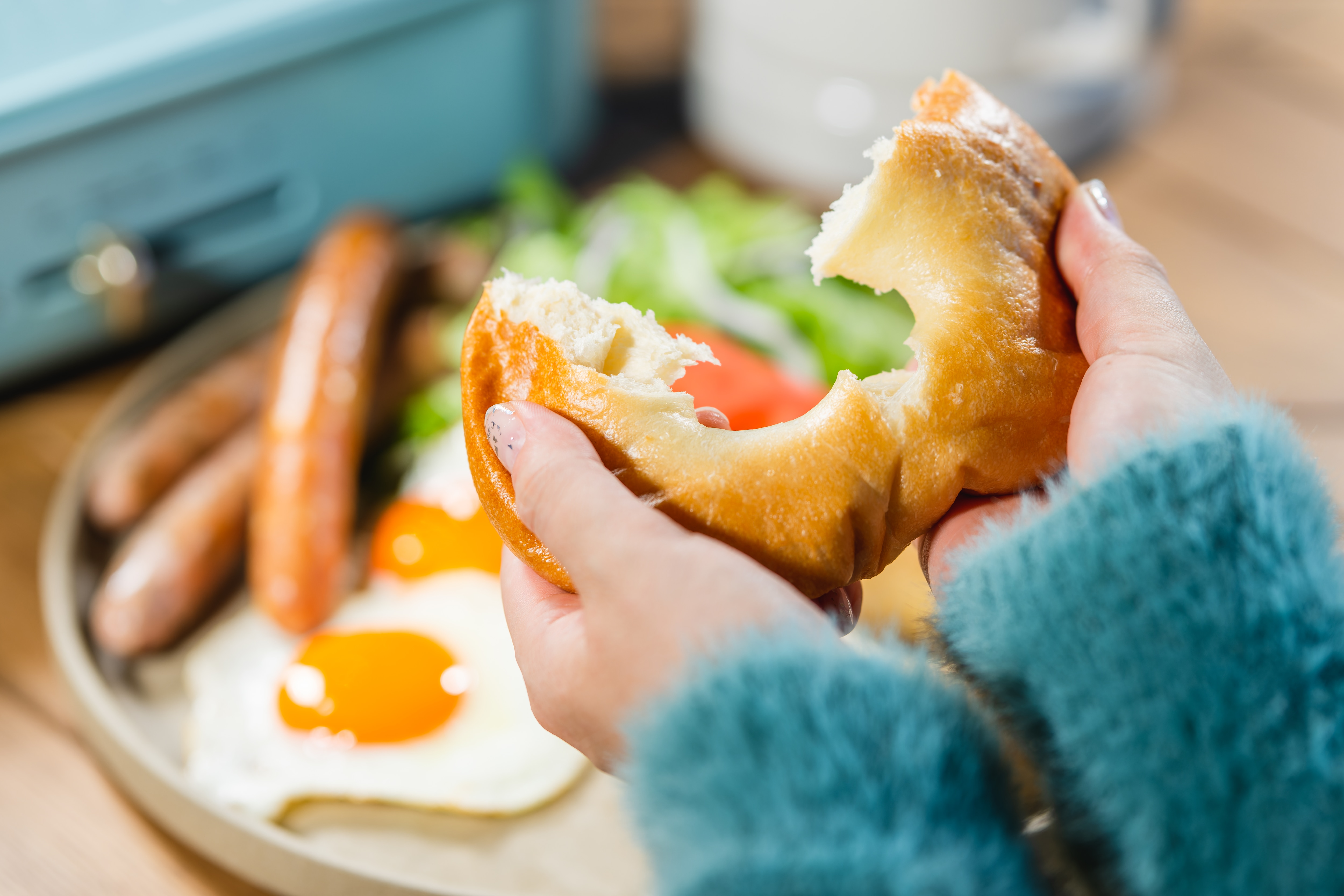 A little bagel for breakfast (one example)