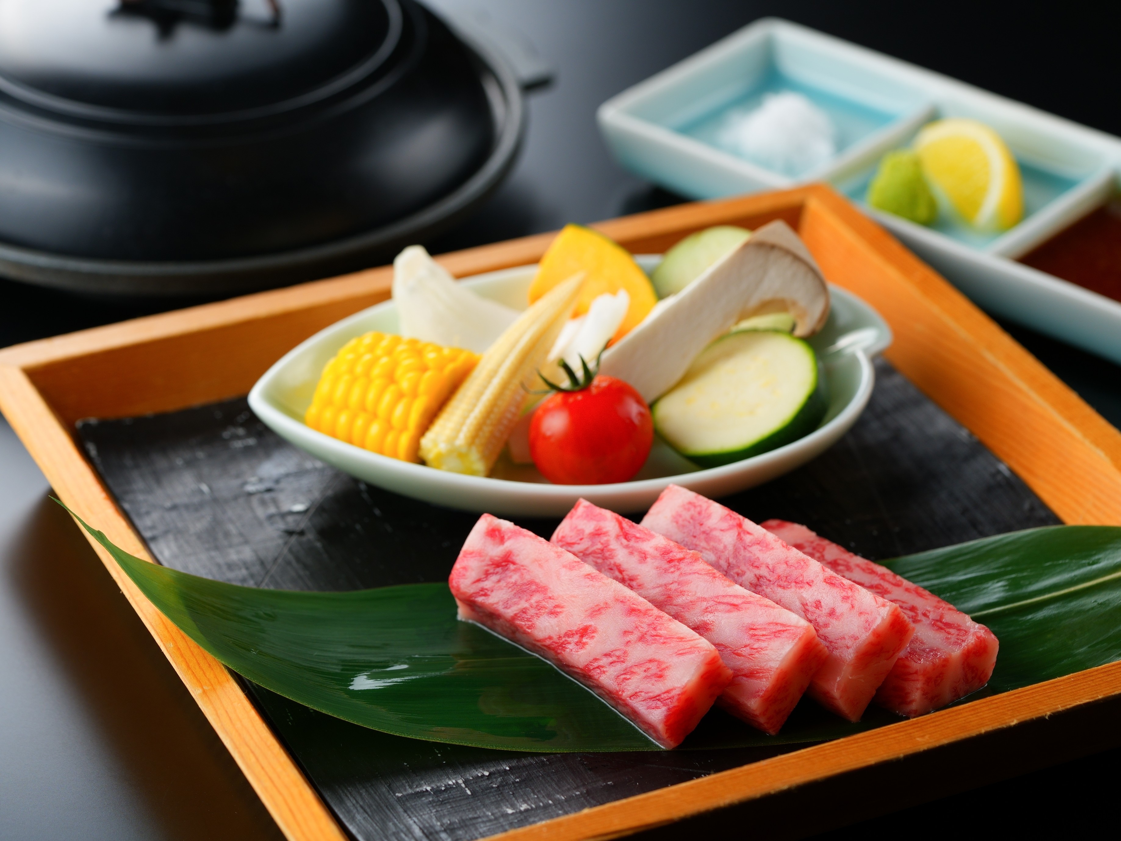 [Dinner] Oita Wagyu Beef Grilled on a Ceramic Plate