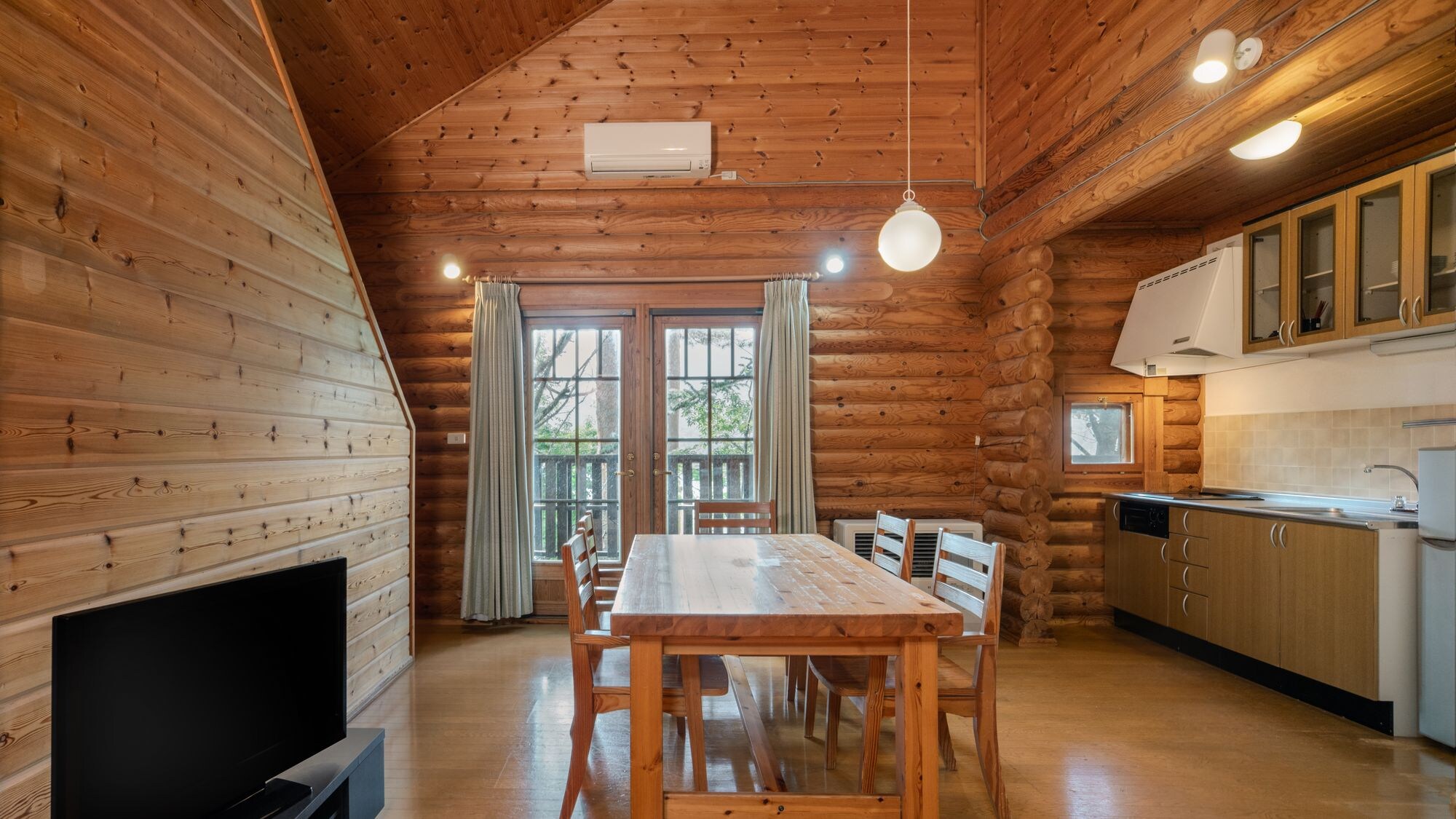 [Natural hot spring included] Two-unit cottage (example)