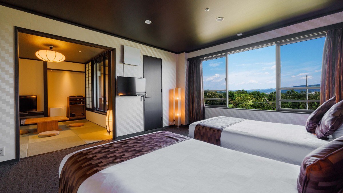 Some rooms are also equipped with sterilizing and deodorizing machines.